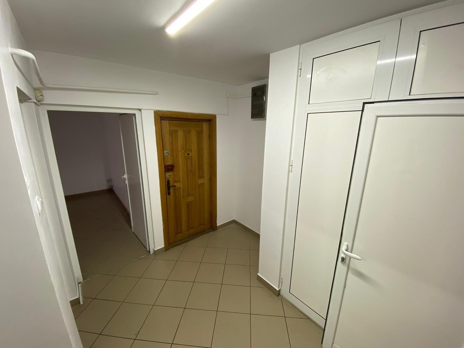 De vanzare/inchiriat spatiu comercial Siderurgistilor 82.000 euro/2500 lei - 5