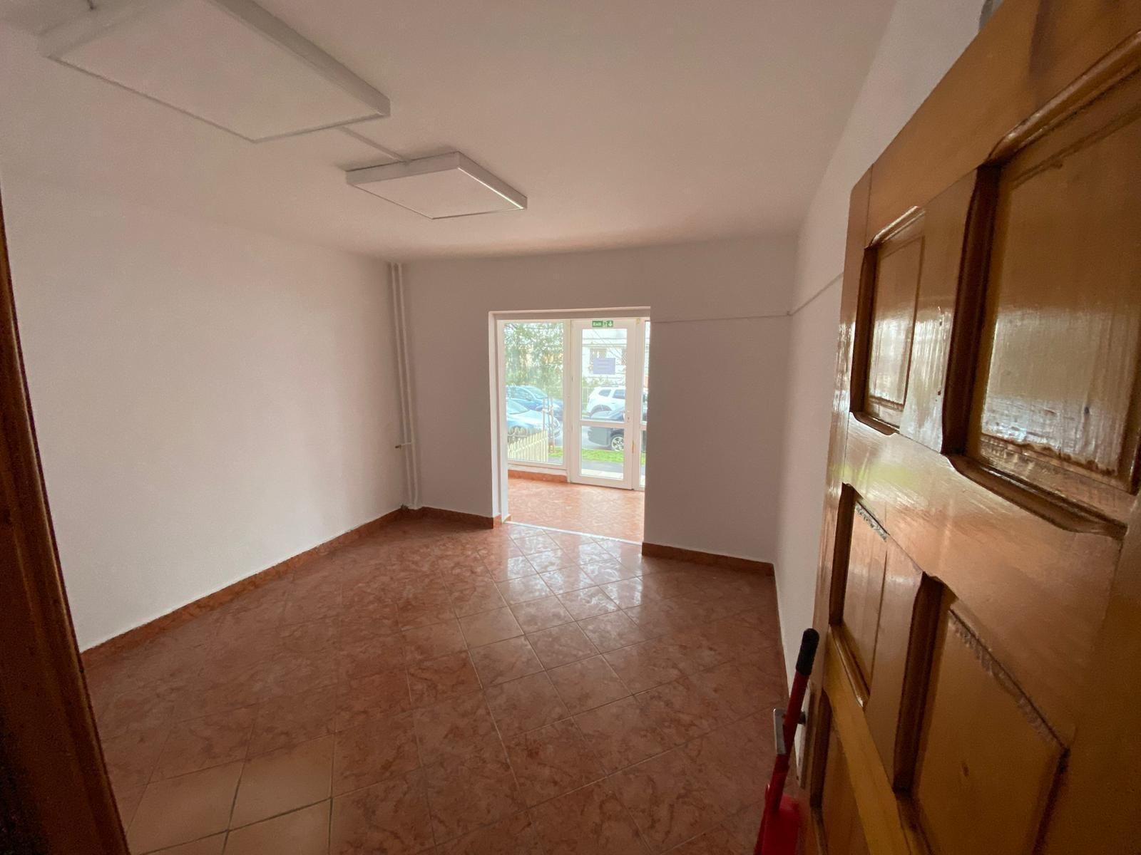 De vanzare/inchiriat spatiu comercial Siderurgistilor 82.000 euro/2500 lei - 8