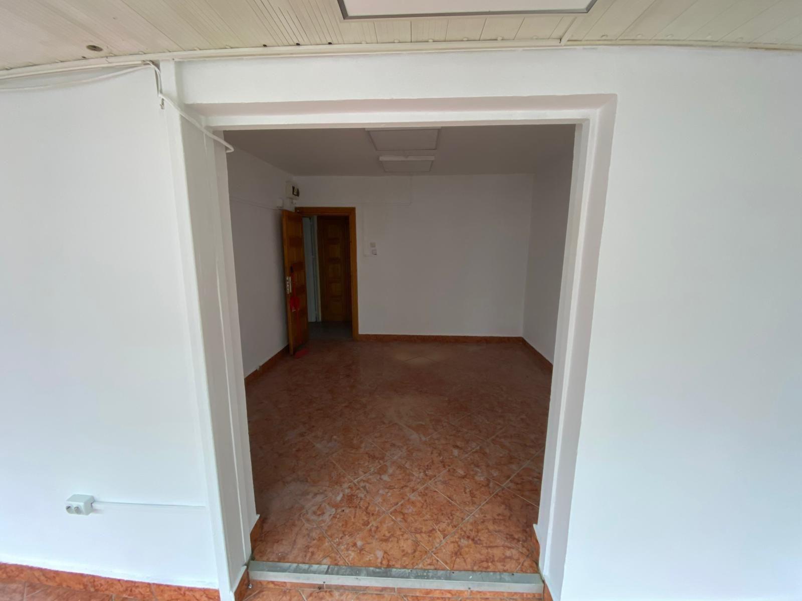 De vanzare/inchiriat spatiu comercial Siderurgistilor 82.000 euro/2500 lei - 3