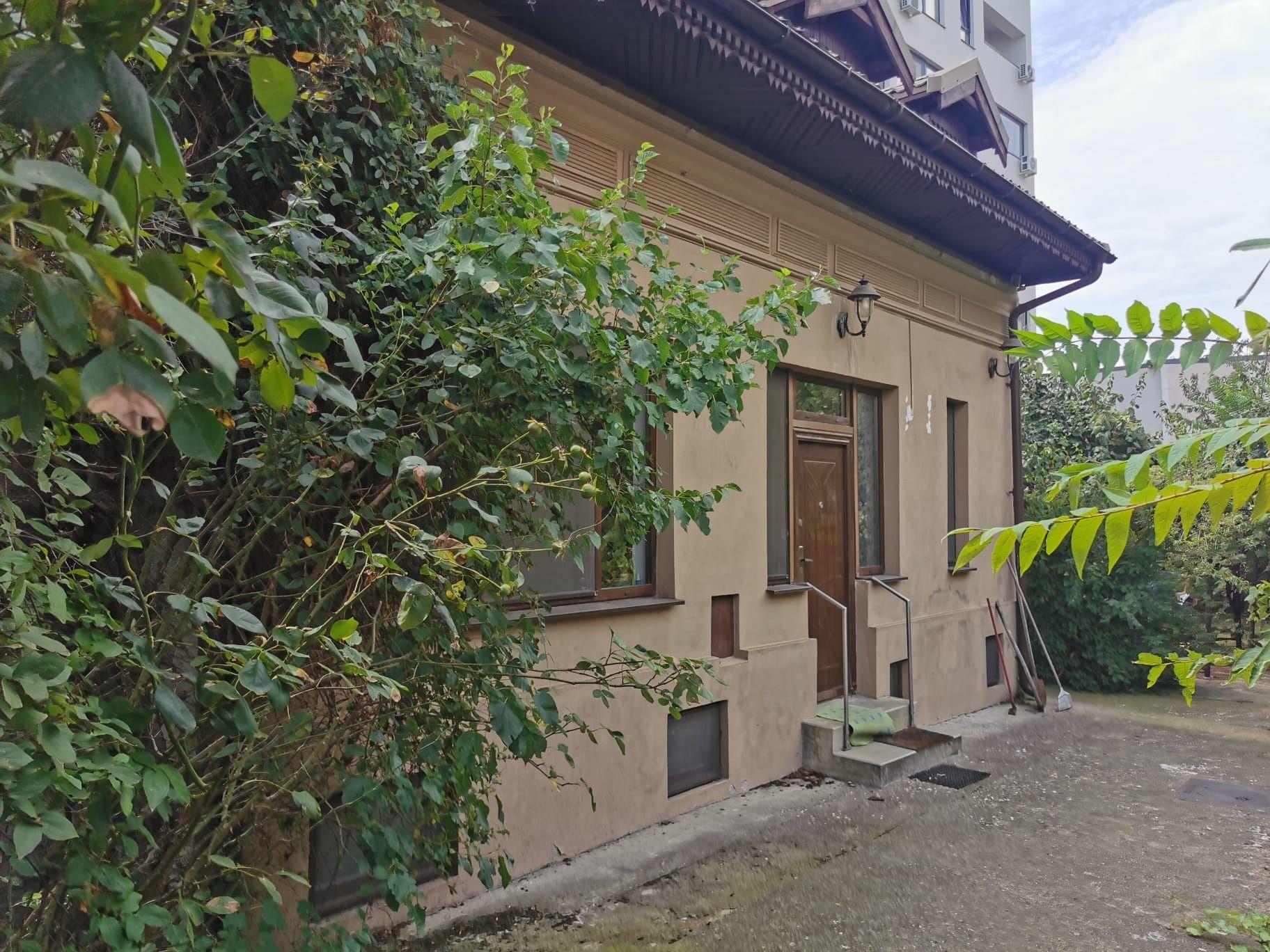 Cel mai ieftin teren central! - strada Acvila nr 16. -13 Septembrie - 5
