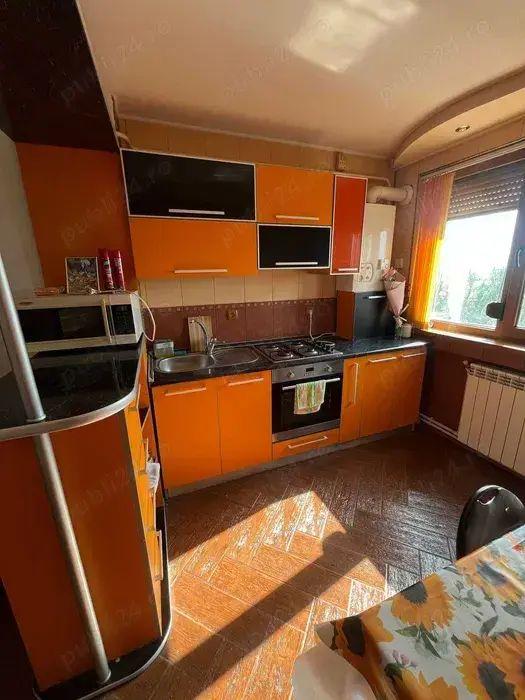 De inchiriat apartament cu 2 camere in Tiglina, etaj 8, 450 euro negociabil - 2