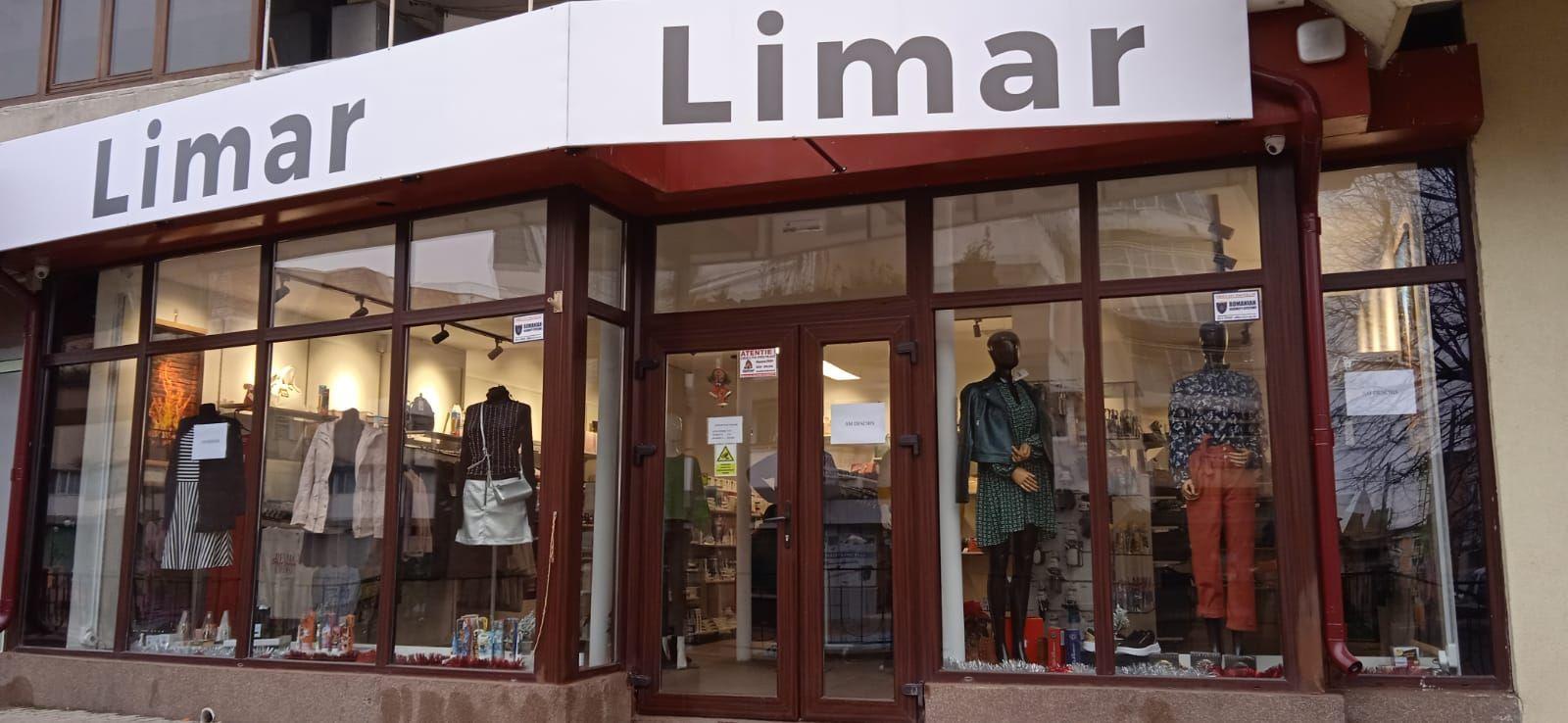 Spațiu comercial 200 mp ultracentral singurul vad pietonal 100% Roman - 1