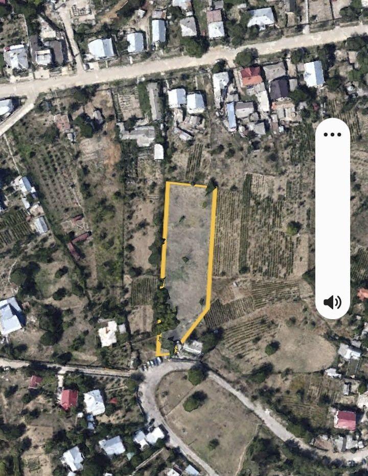 Iasi - Tomesti 3600mp intravilan intre case zona linistita + utilități - 1