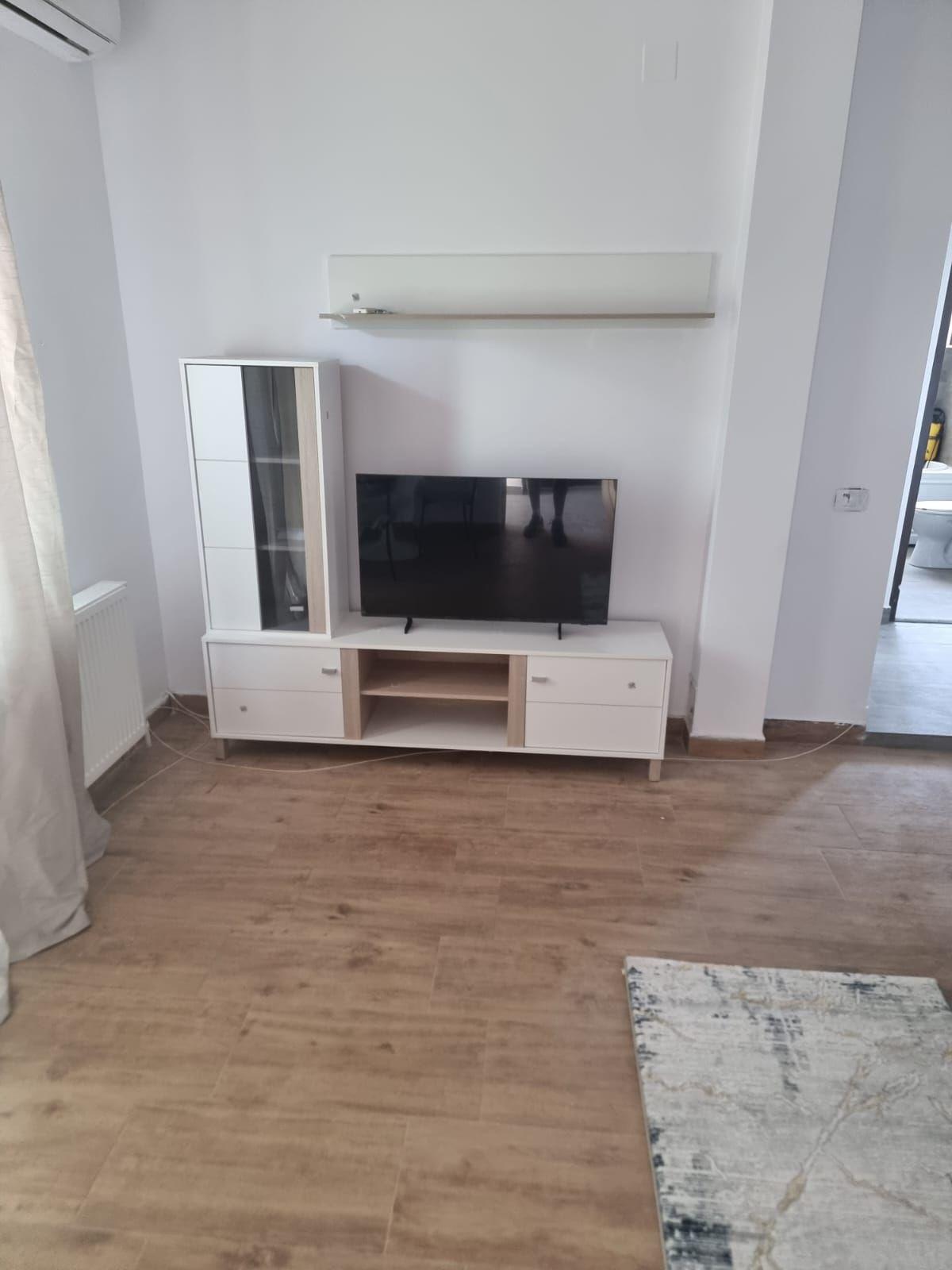 De inchiriat apartament cu 2 camere bloc nou, zona Garii, et. 5, 320 euro - 1