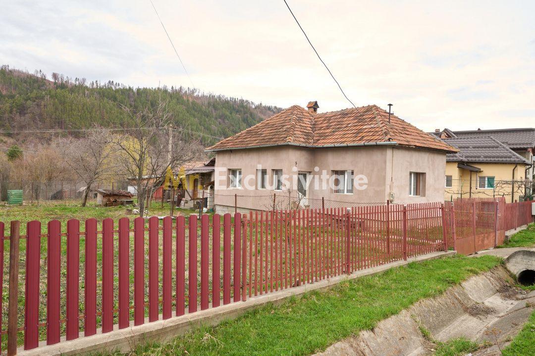 Casa individuala Leresti la strada principala+ teren 831 mp, utilitati complete - 1