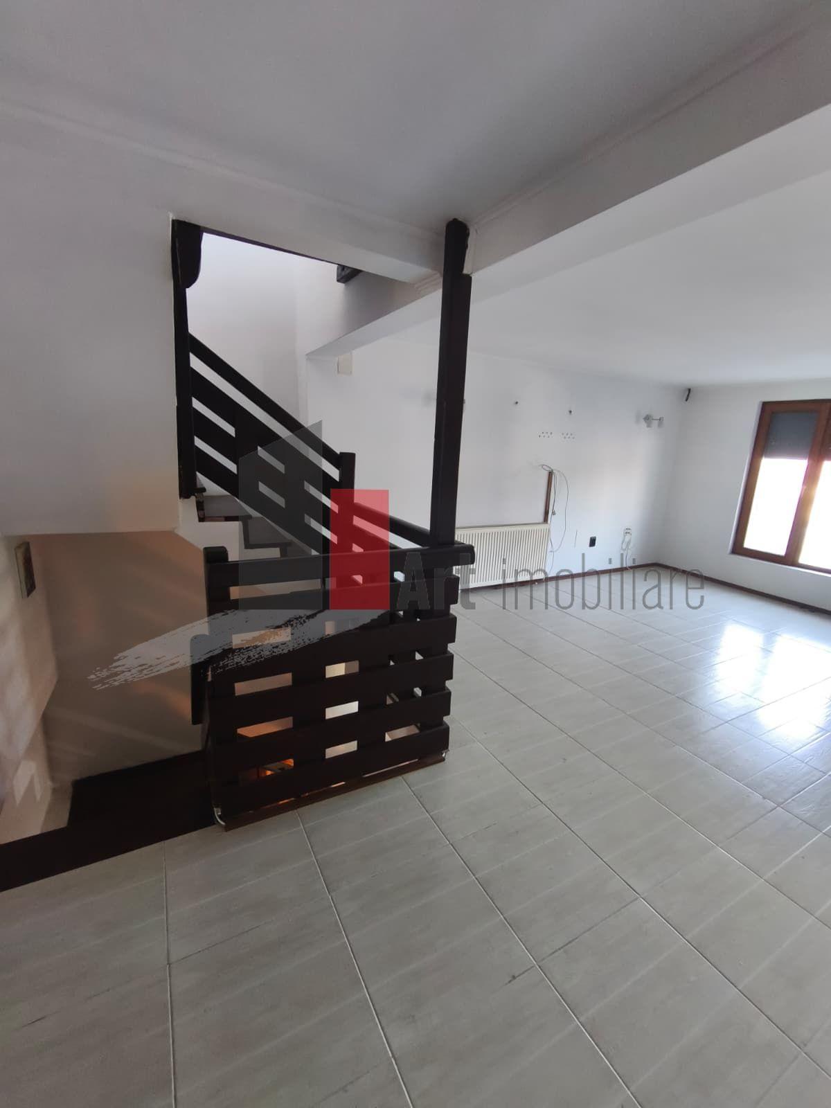Casa Vanzare Giulesti 4 camere - 21