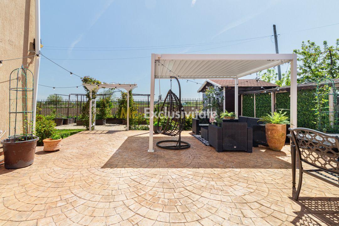 Casa cu suflet si gradina spectaculoasa - 27