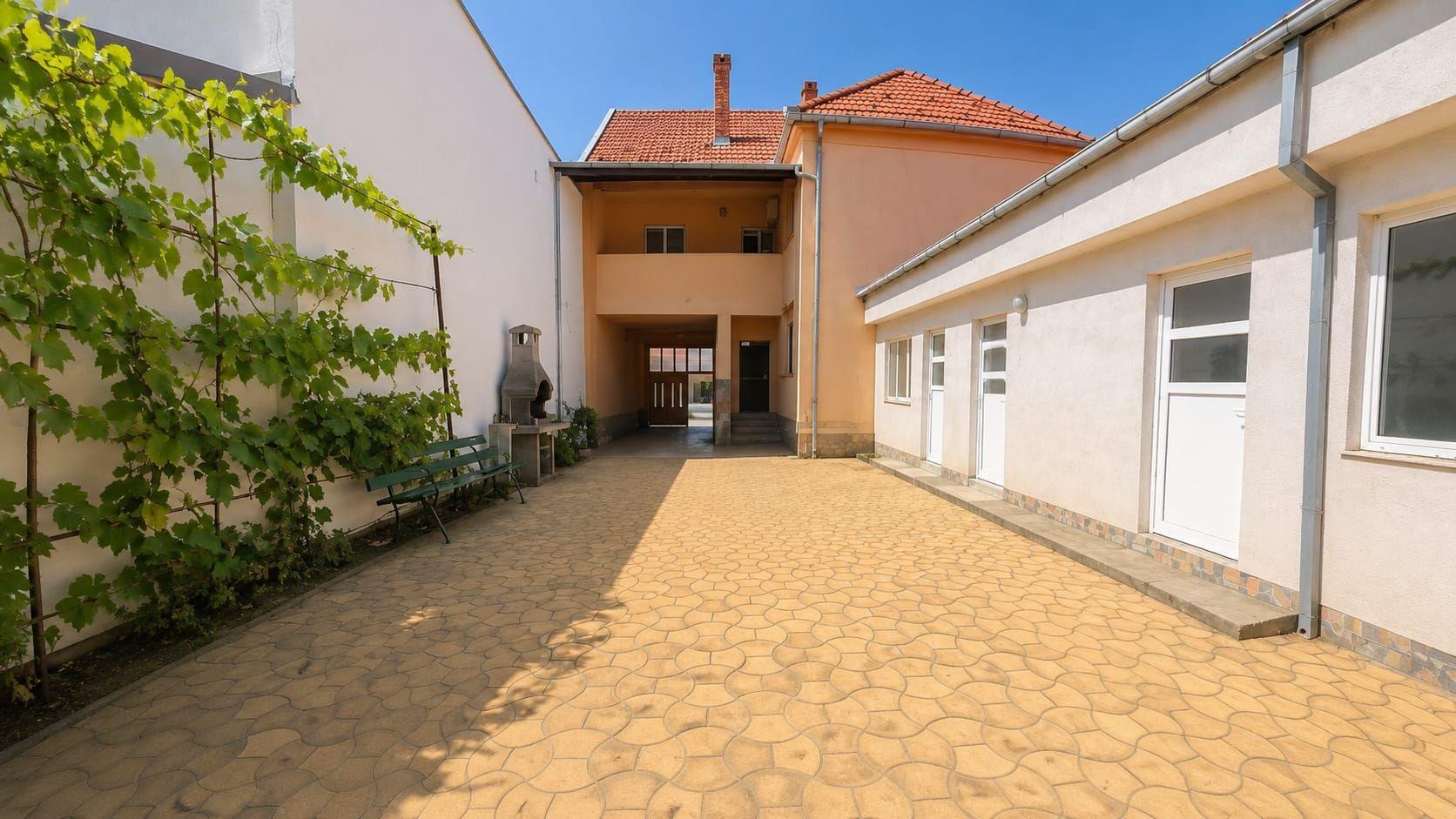 Casă cu 3 dormitoare și teren de 539 mp, Satu Mare str St, O Iosif - 19