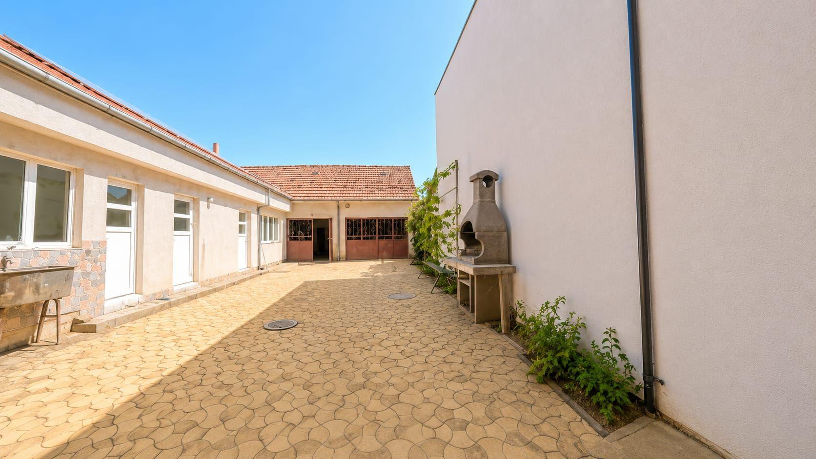 Casă cu 3 dormitoare și teren de 539 mp, Satu Mare str St, O Iosif - 18