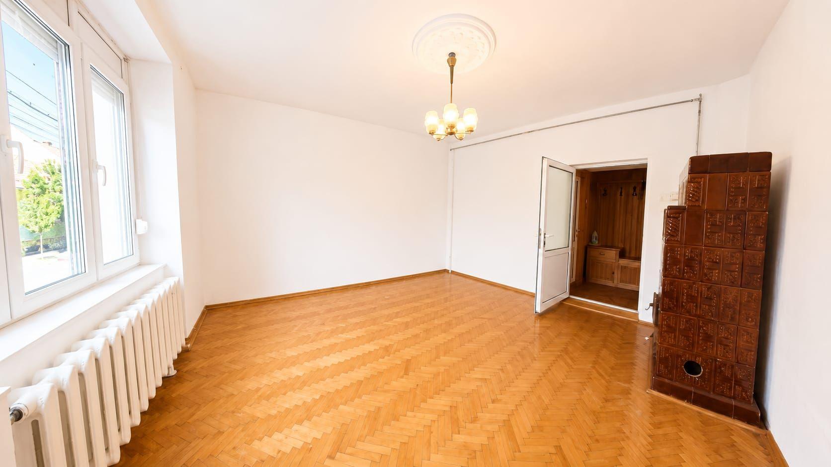 Casă cu 3 dormitoare și teren de 539 mp, Satu Mare str St, O Iosif - 2