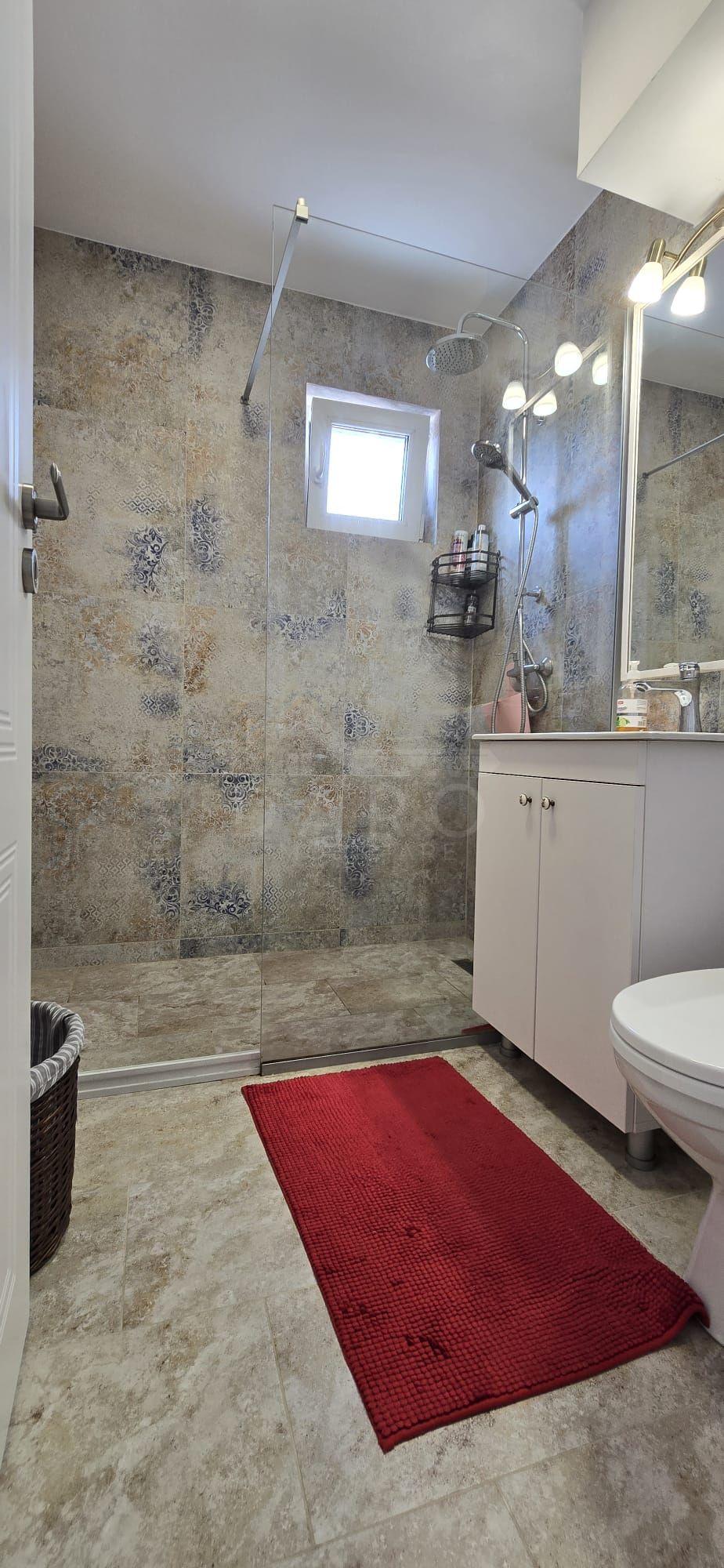 Vand apartament cu 2 camere in Cornisa, et. intermediar, lift nou - 6