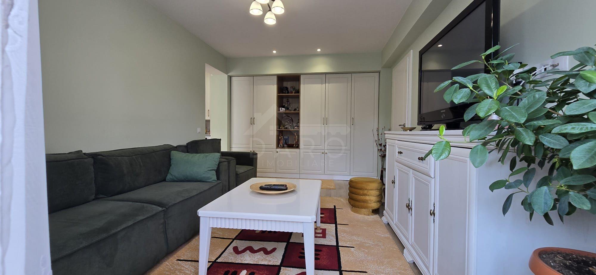 Vand apartament cu 2 camere in Cornisa, et. intermediar, lift nou - 1