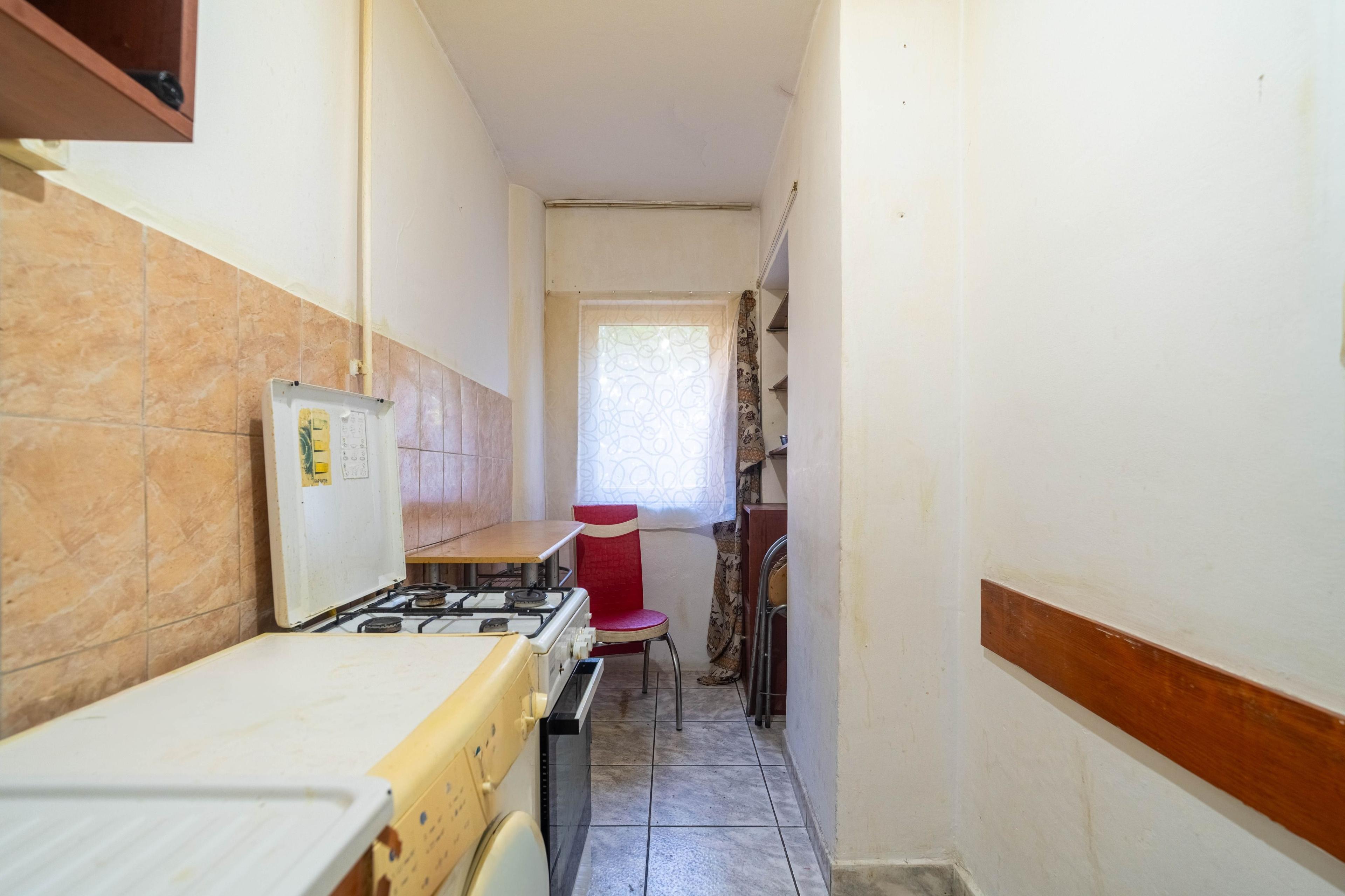 Apartament 1 camera - UTA - etaj 2 - COMISION 0 - 4
