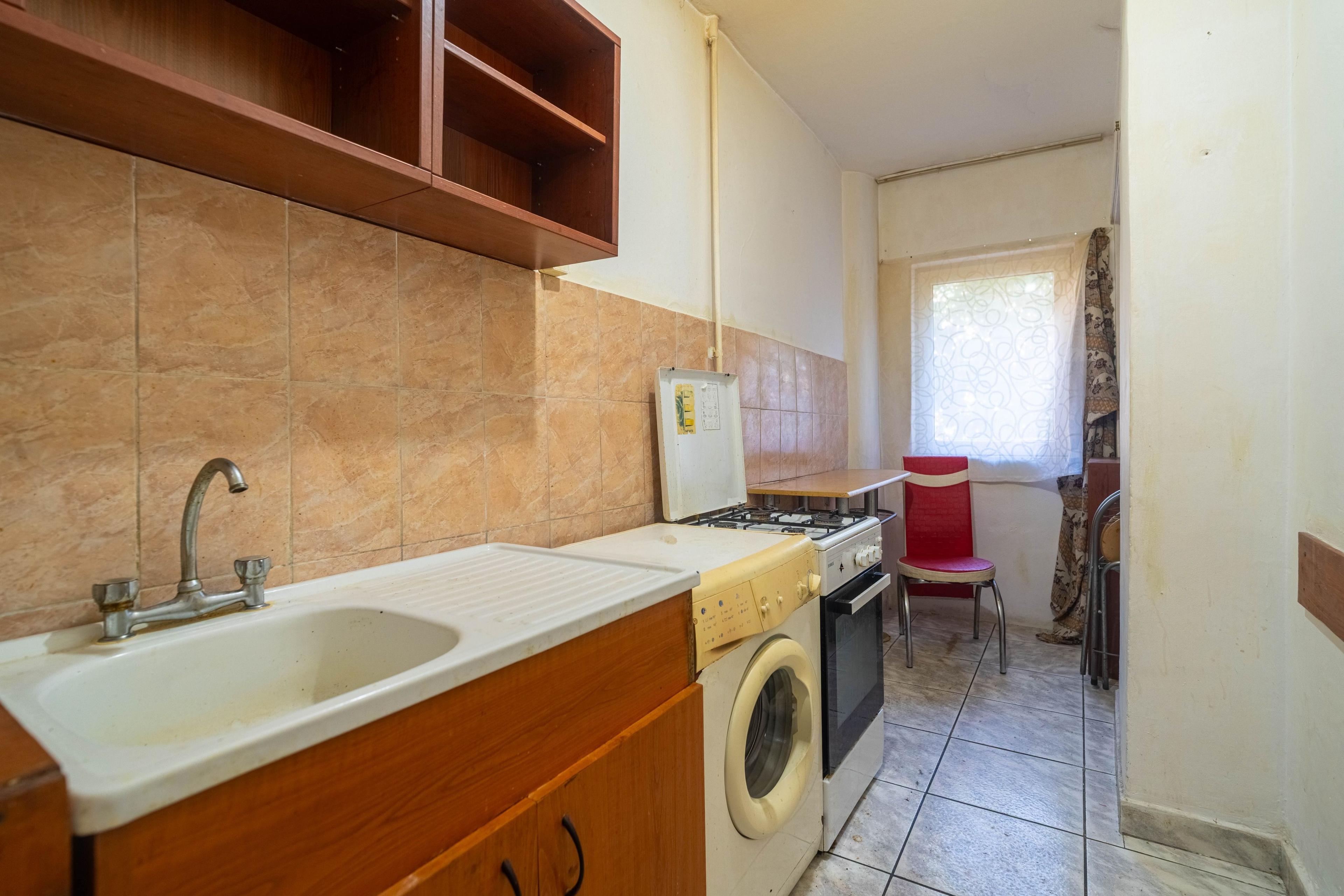 Apartament 1 camera - UTA - etaj 2 - COMISION 0 - 3