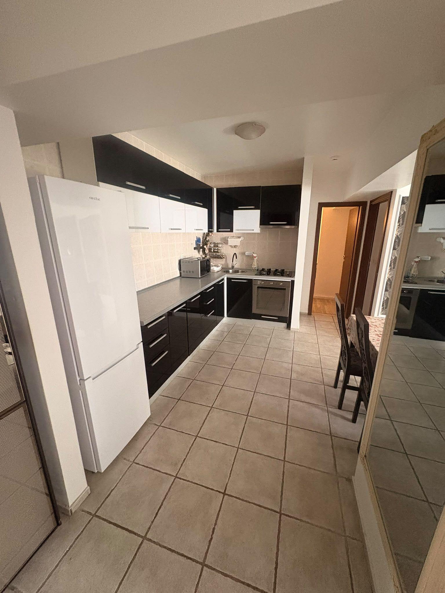 De inchiriat apartament cu 2 camere, bloc Privilege, etaj 1/12, 700 euro - 5
