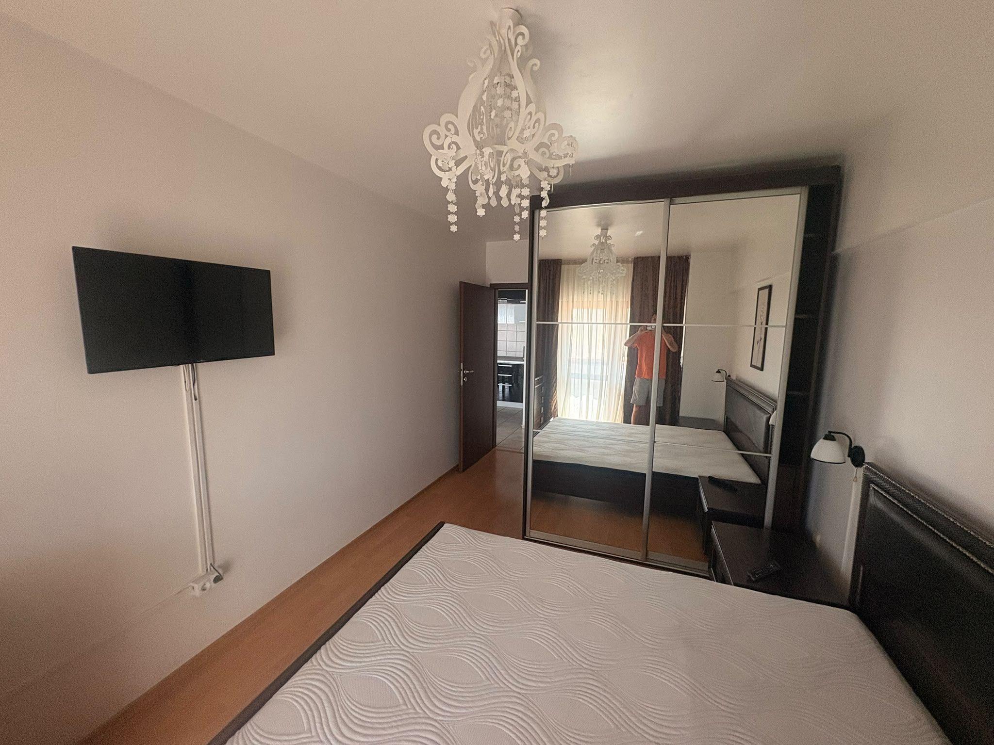 De inchiriat apartament cu 2 camere, bloc Privilege, etaj 1/12, 700 euro - 7