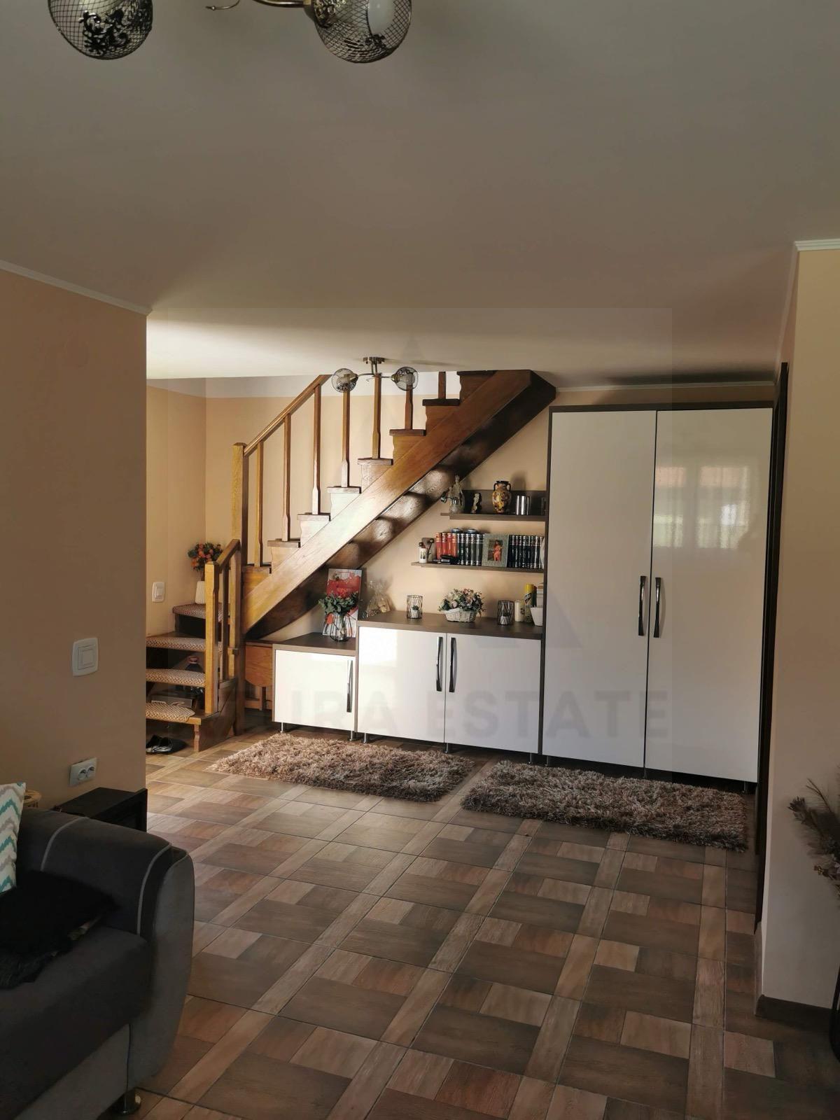 Casa individuala cu garaj 60 mp si teren+gradina 2650 mp in Porumbacu - 5