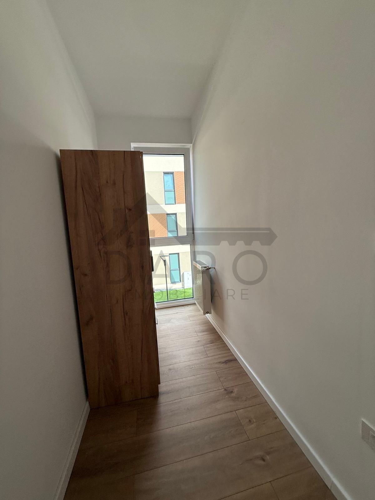 Inchiriez apartament cu 2 camere , bloc nou - 3