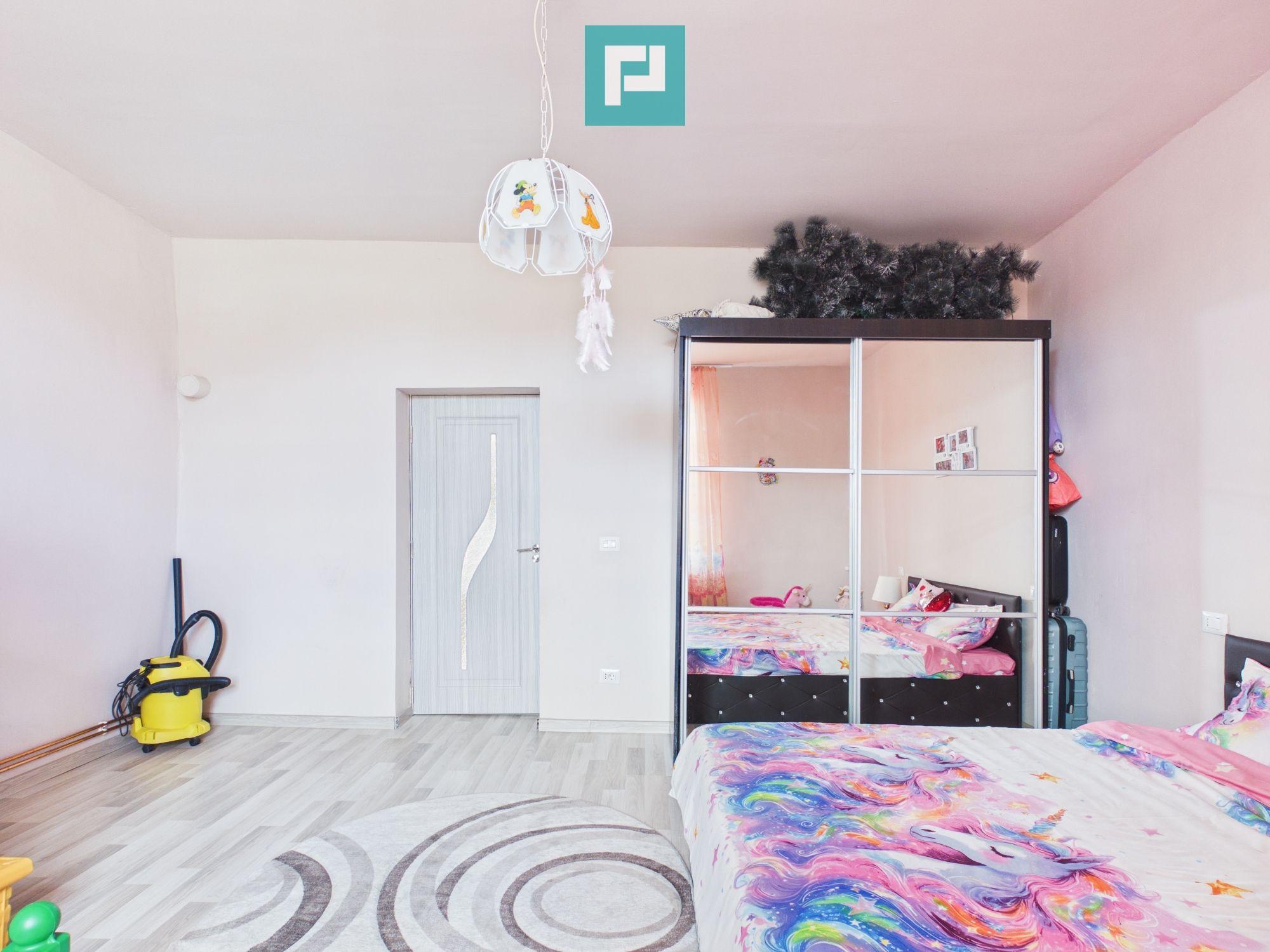 Casă individuală 3 camere,teren de 1500Mp Bătania - 6