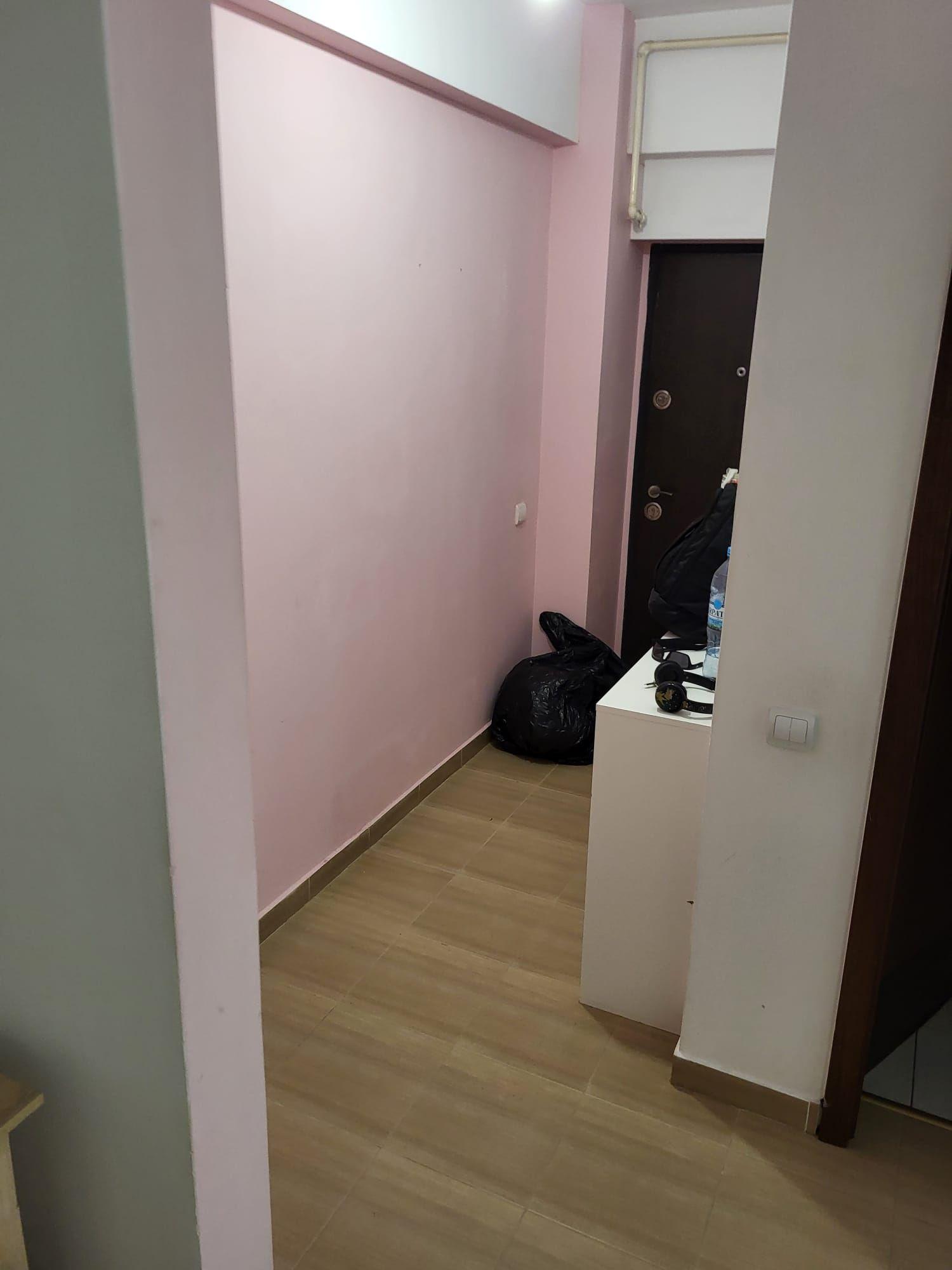 Inchiriez garsoniera mare Popesti, langa Manastierea Sfintilor Romani
