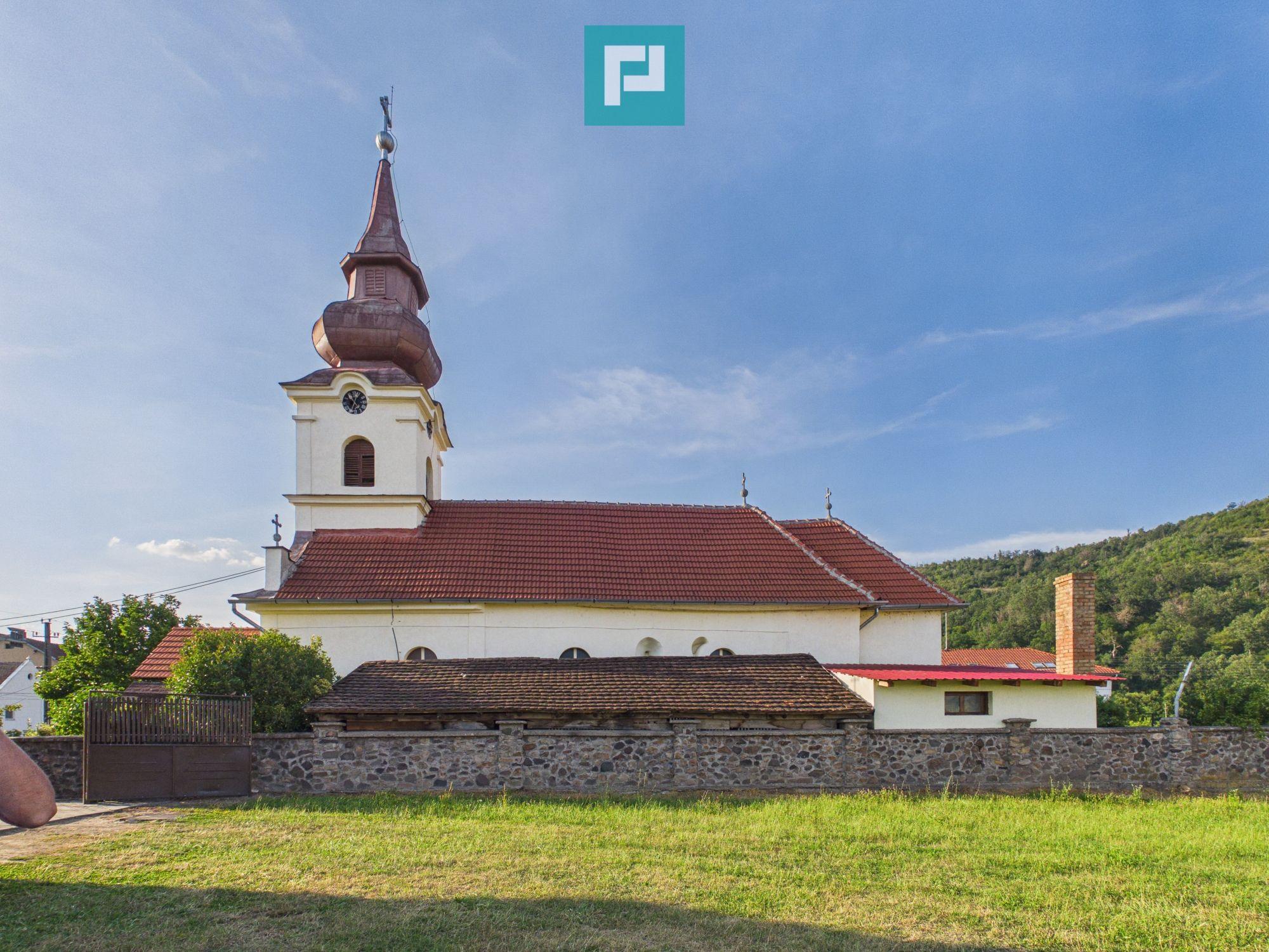 Casă în centrul localității Dezna, județul Arad - 17