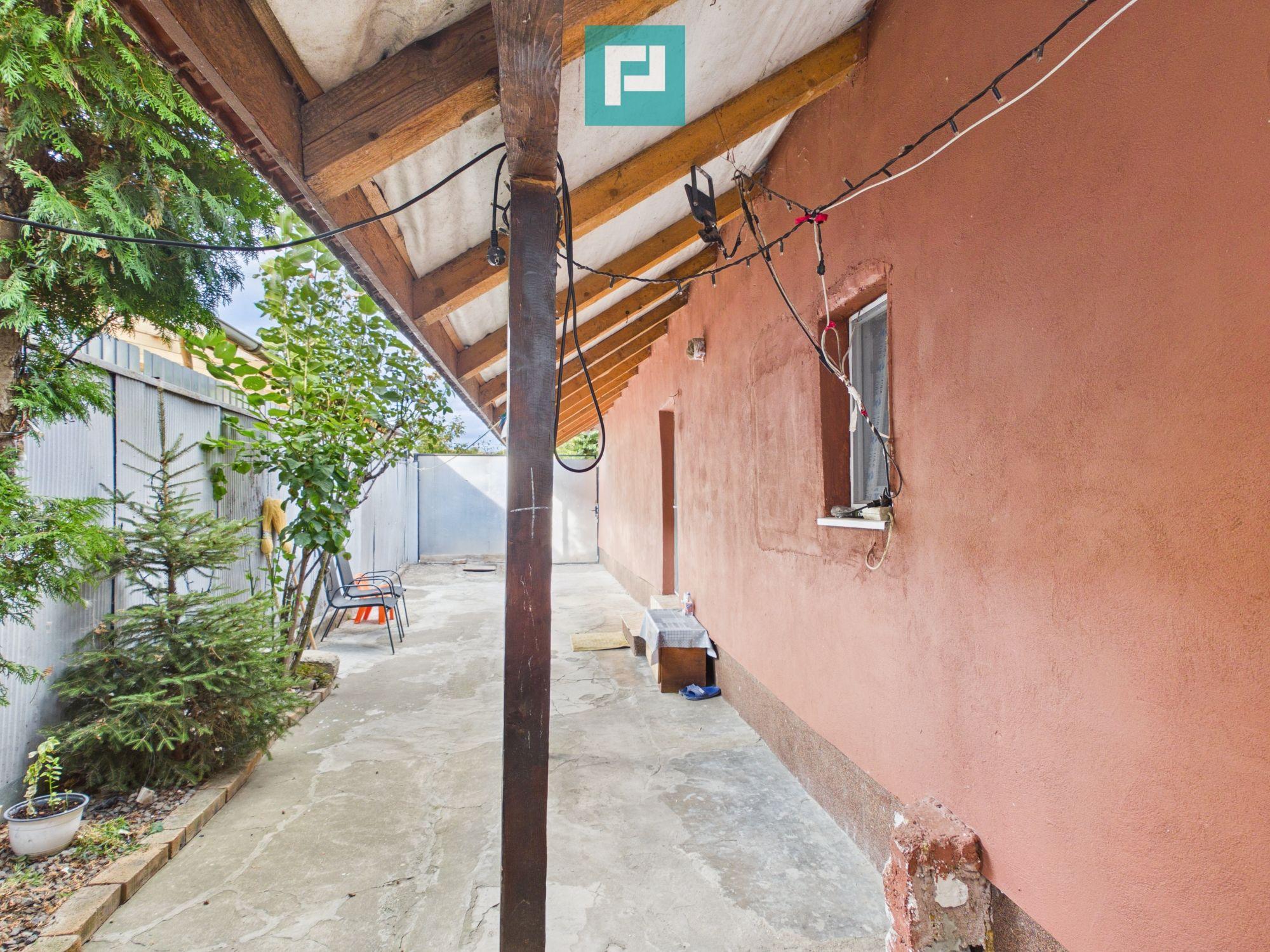 Casă cu 2 corpuri, teren 398 mp, Oradea - 5