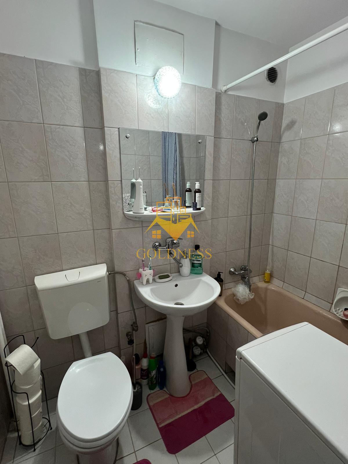 O camera, 22 mp, Zorilor str. Observatorului Zona Golden Tulip, UMF - 7
