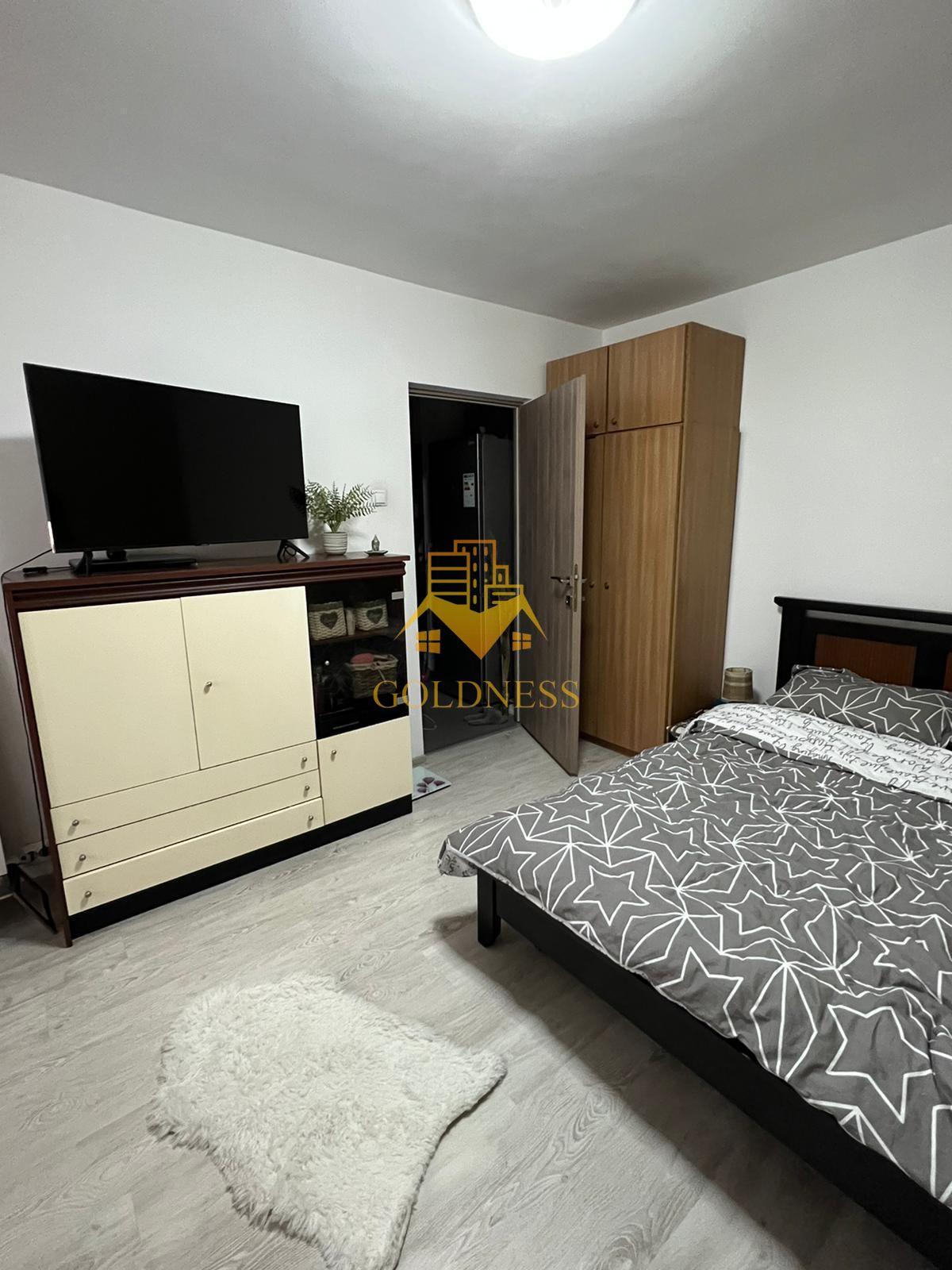 O camera, 22 mp, Zorilor str. Observatorului Zona Golden Tulip, UMF - 1