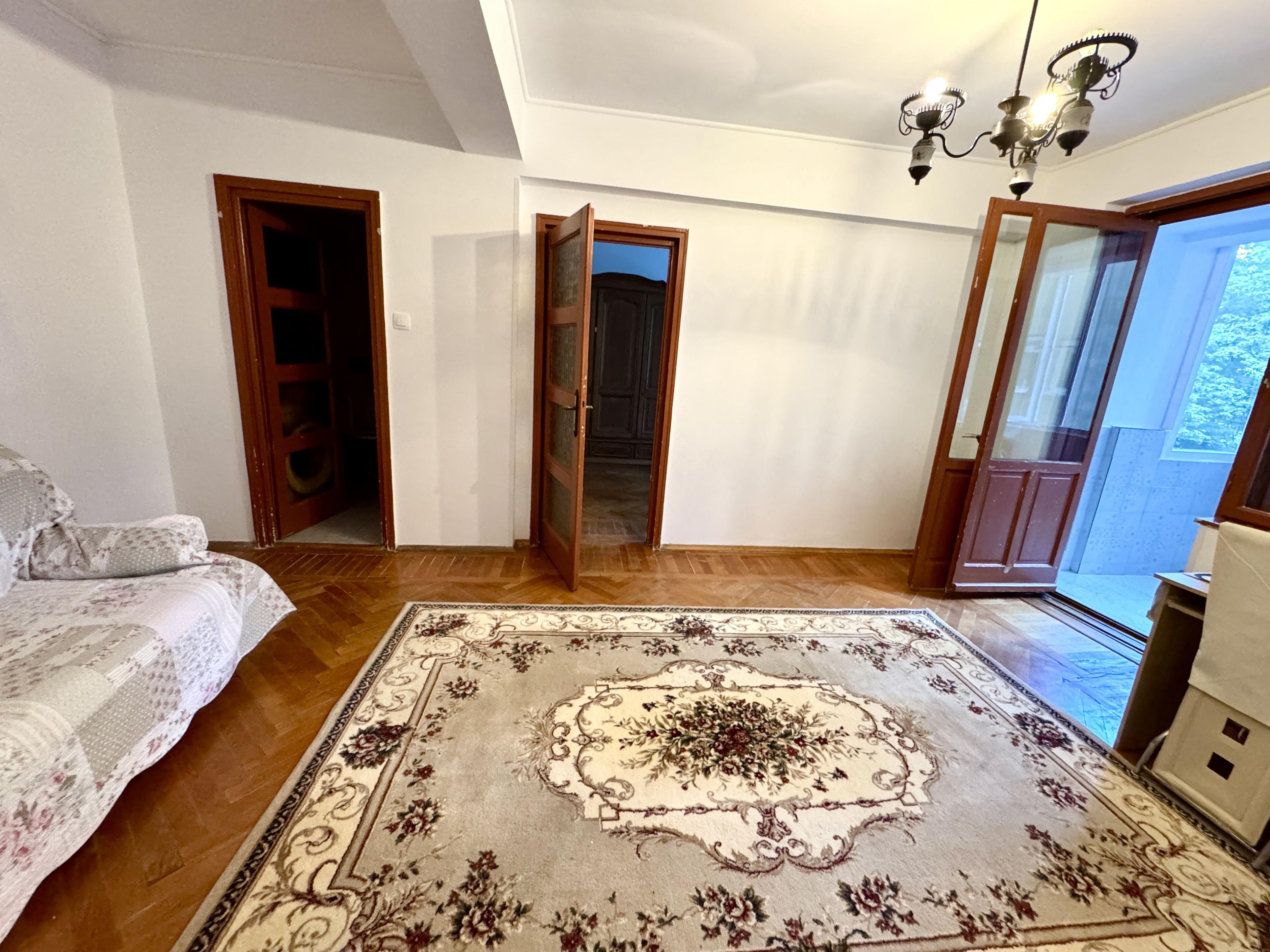 Apartament doua camere - Piața Romana - 1
