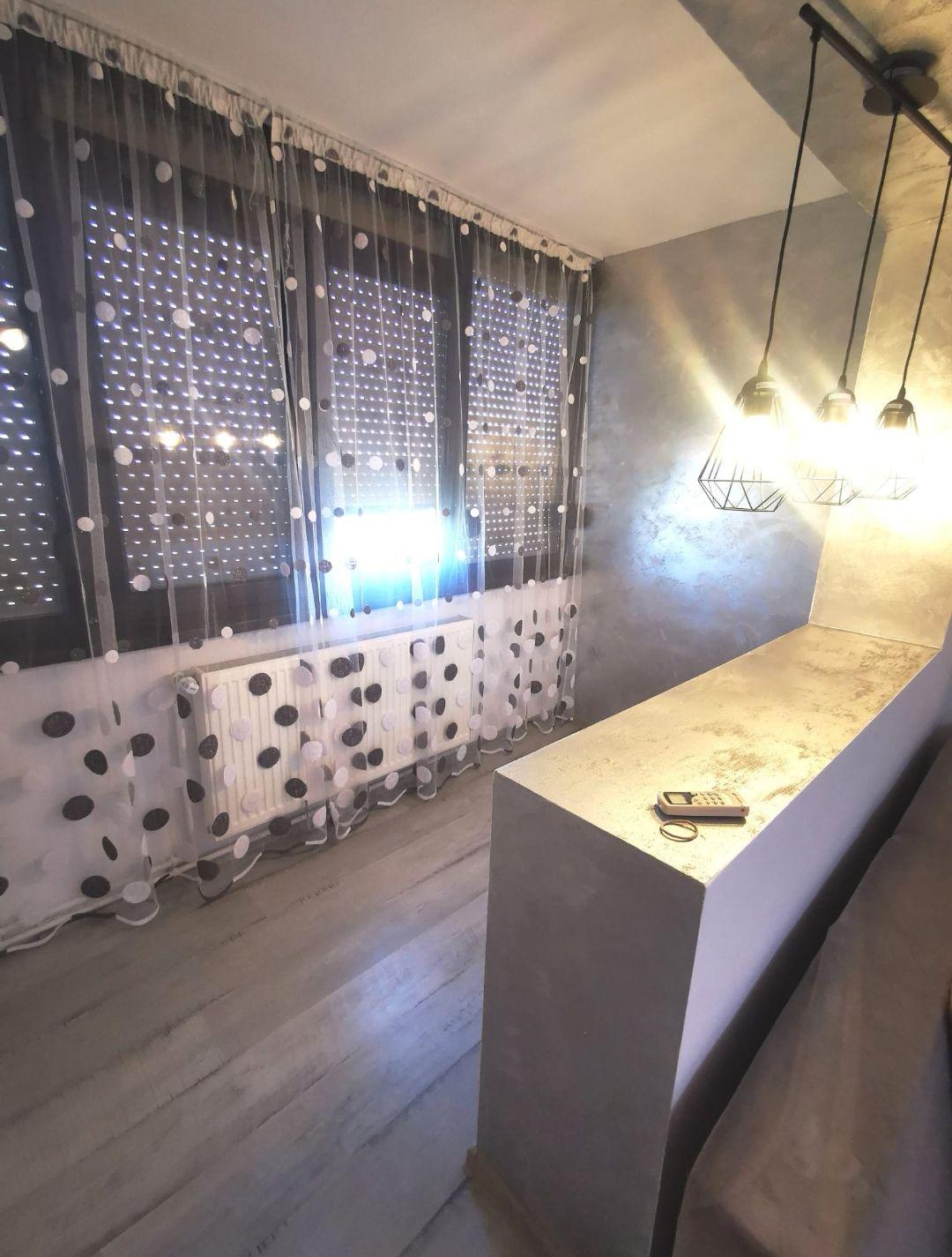 De inchiriat apartament cu 2 camere etaj 7 din 8, Micro 21, 1700 lei - 1
