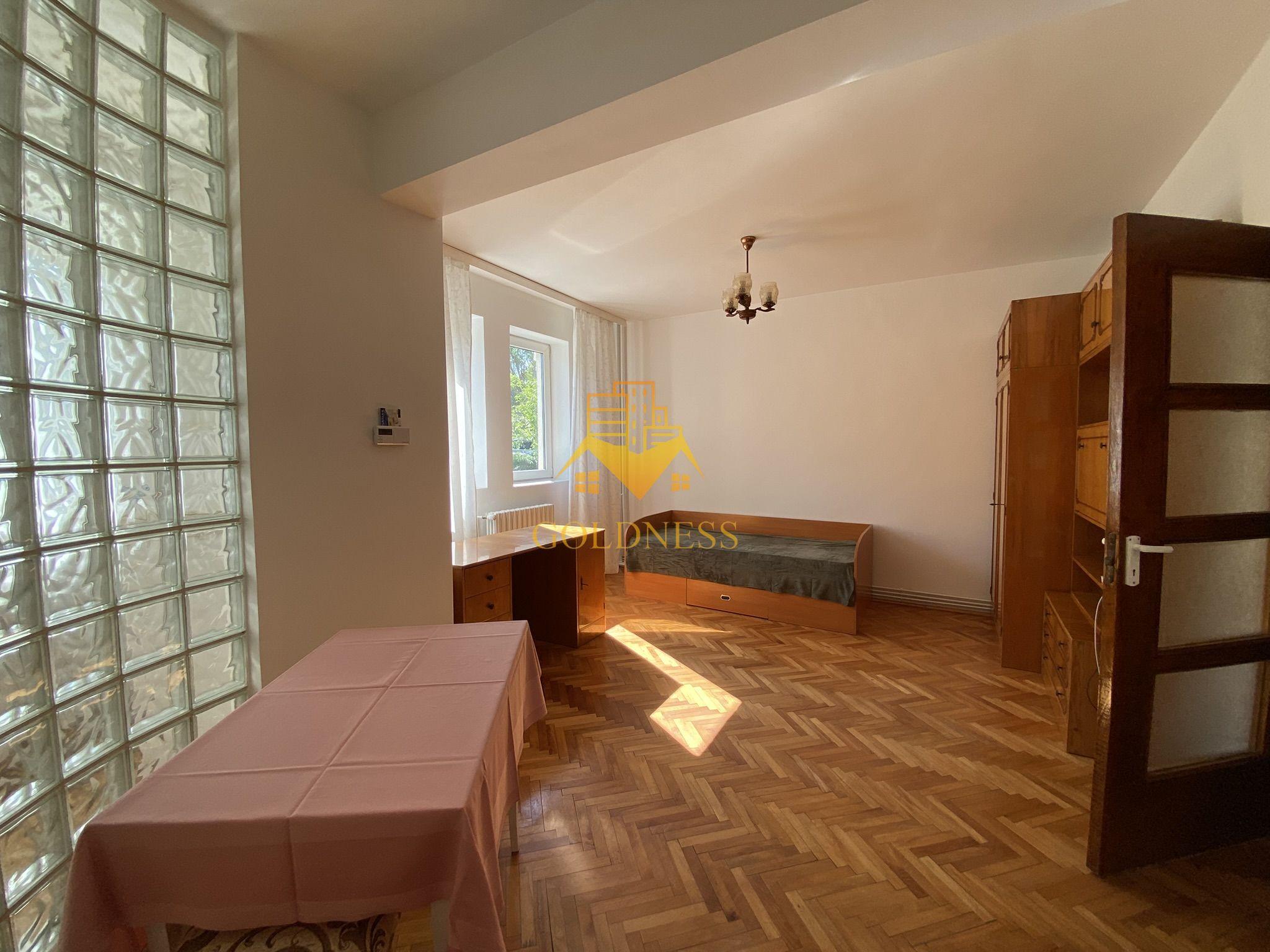 Apartament 48 mp vis-a-vis de UTCN Zorilor. Bloc 2001, zona Sigma! - 2