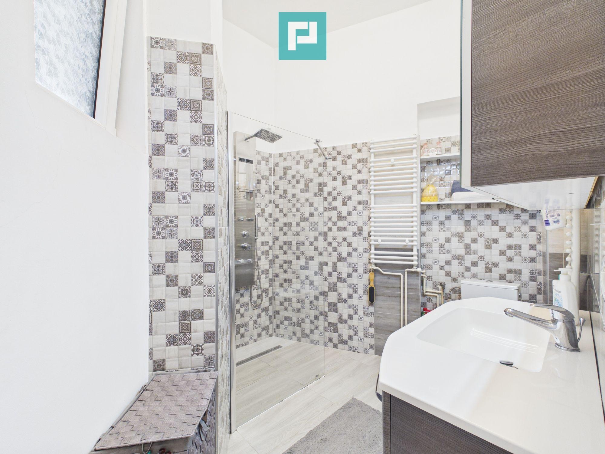 Apartament 2 camere zona Sinaia - 25