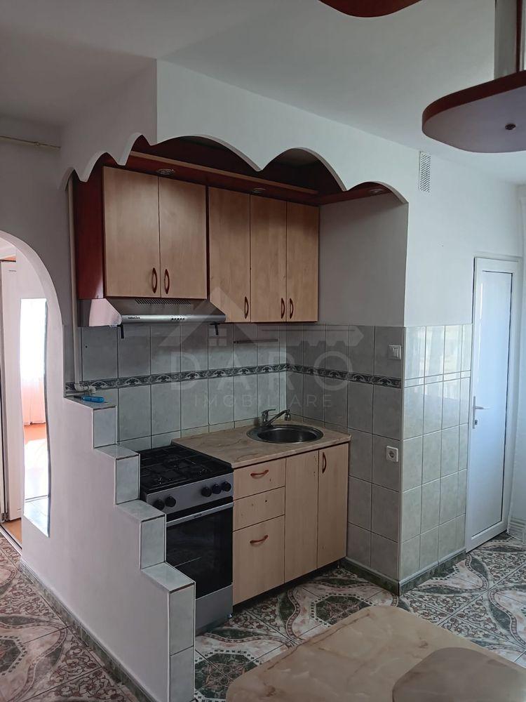 Inchiriez apartament 3 camere + 2 bai (ZONA UNIRII) - 4