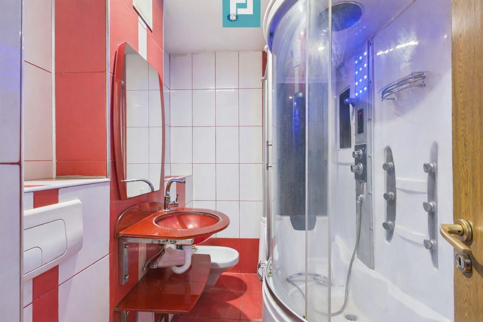 Apartament 3 camere | Etaj 2 | Zona Soarelui - 10