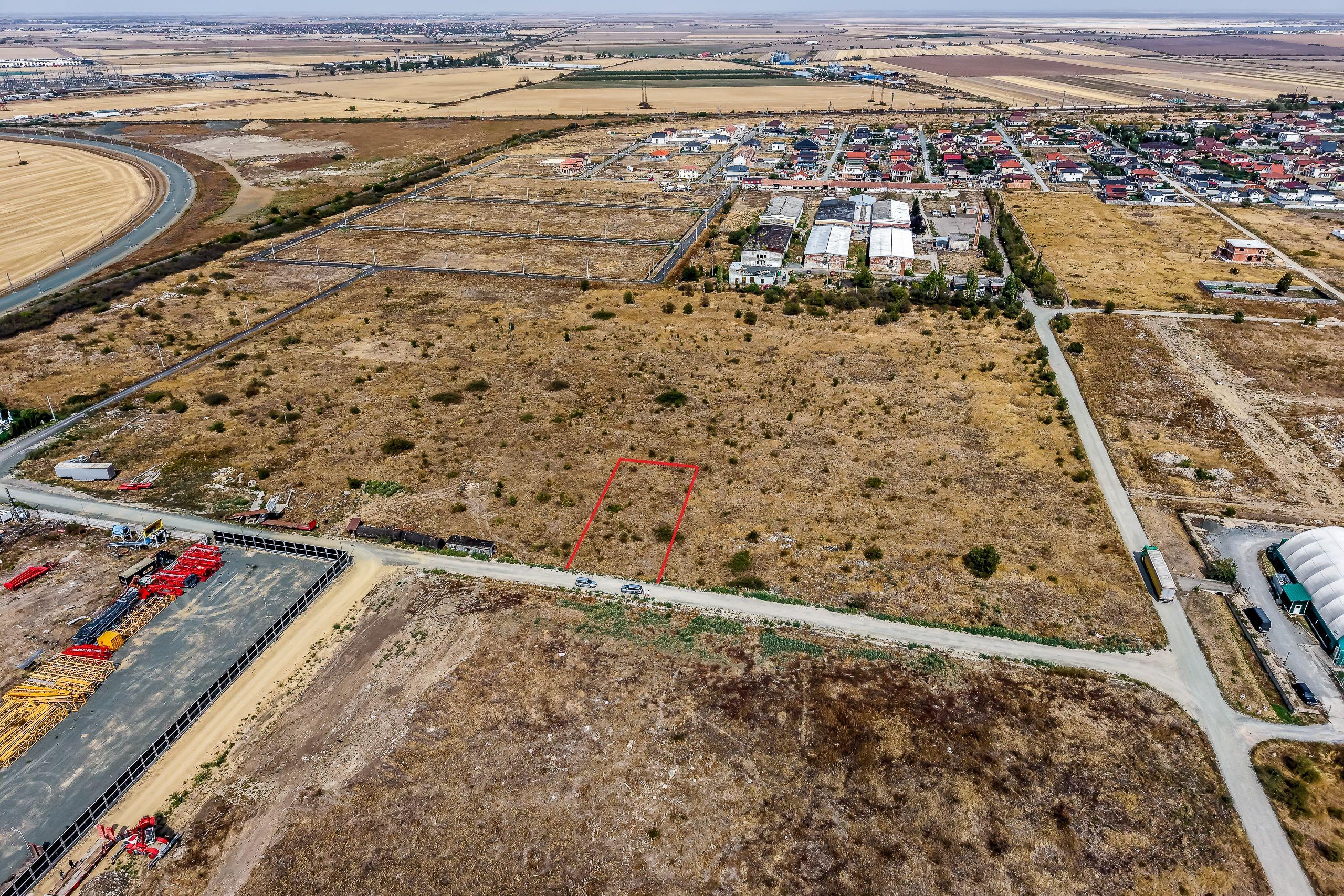 Teren intravilan 611 mp | Front stradal peste 17 m | Vladimirescu - 7