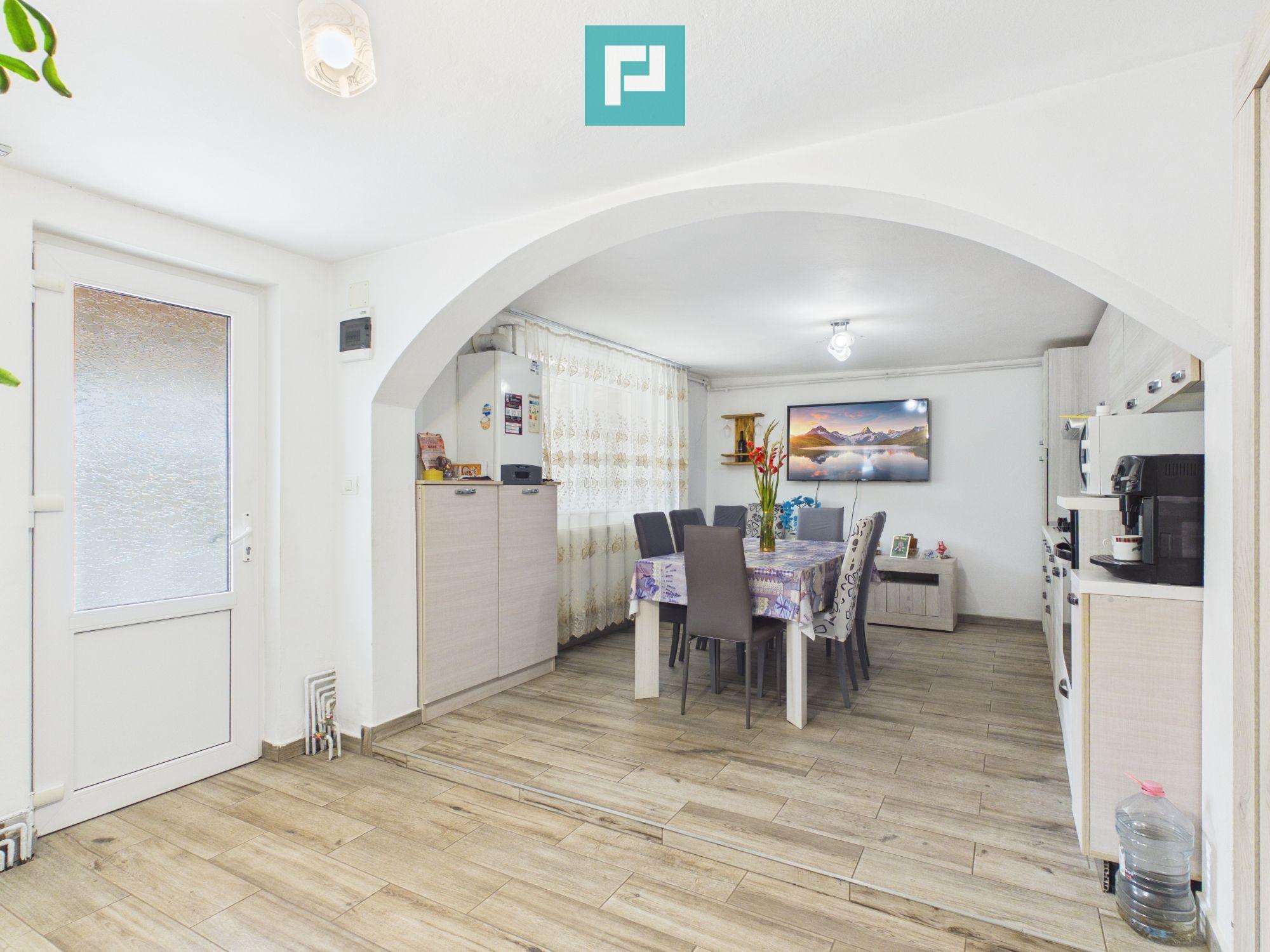 Casă solidă în Curtici cu teren de 1166 mp - 11