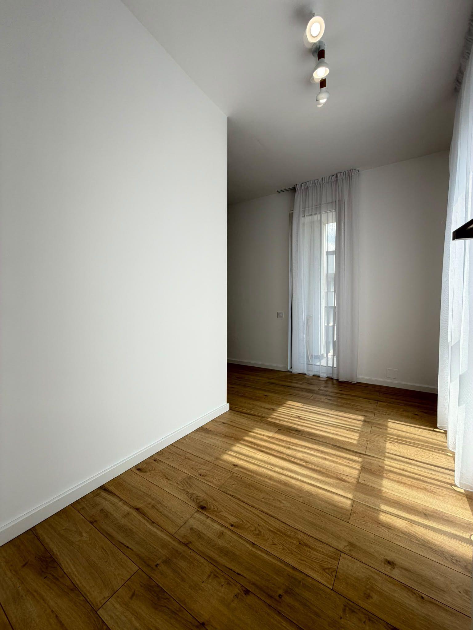 Apartament 2 camere, balcon, etaj intermediar, garaj, zona Eroilor - 6