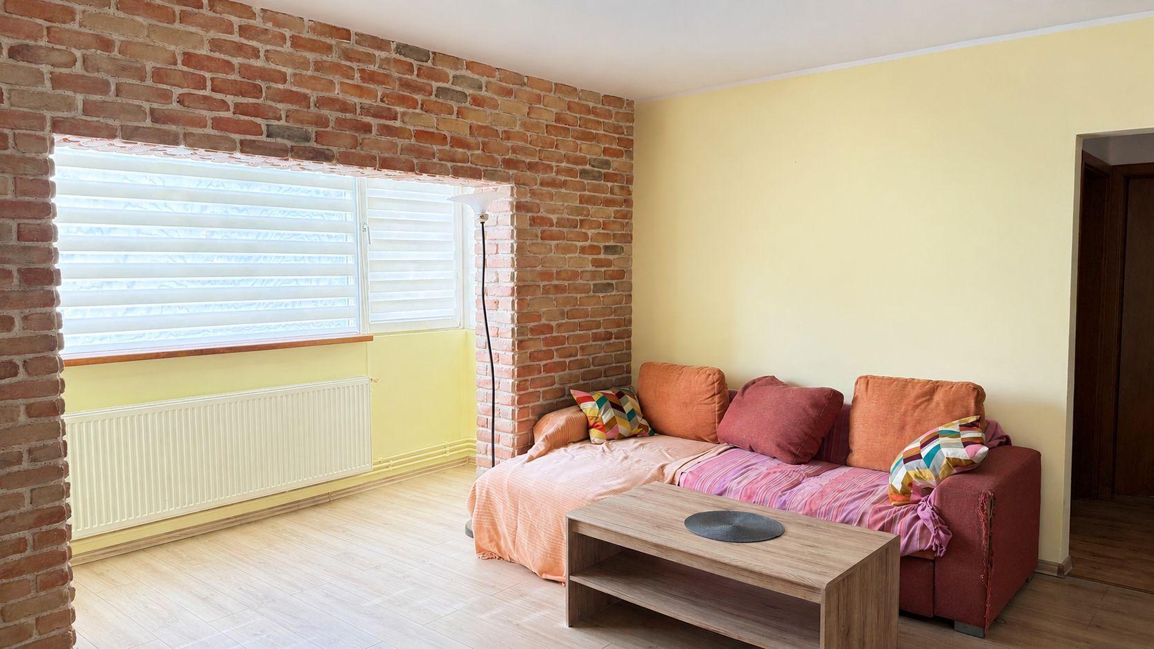 Apartament renovat cu 3 camere și 2 băi, 63 mp – zona Dâmbovița - 1