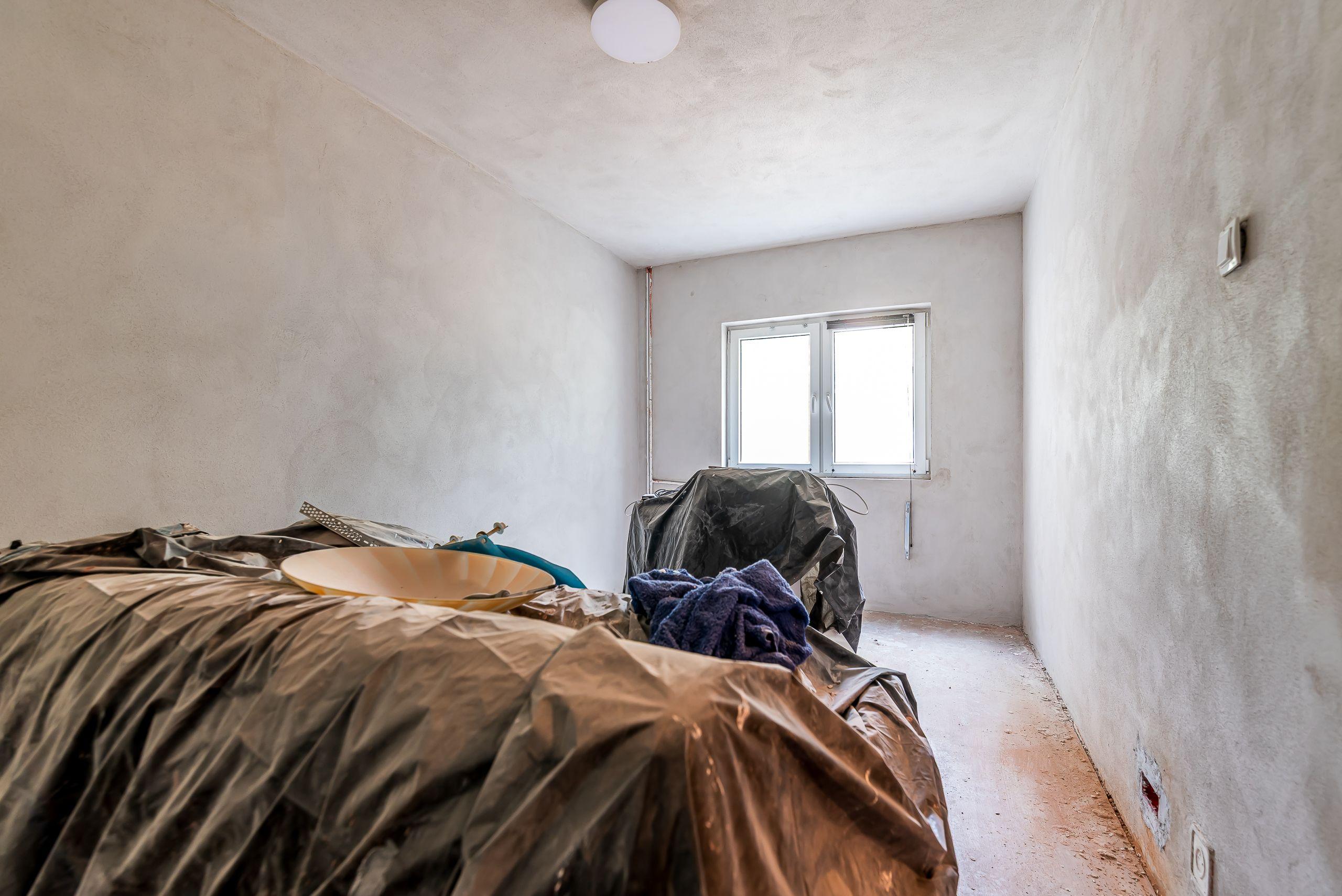 Apartament cu 2 camere semifinisat la etajul 1 in Micalaca Comision 0 - 8