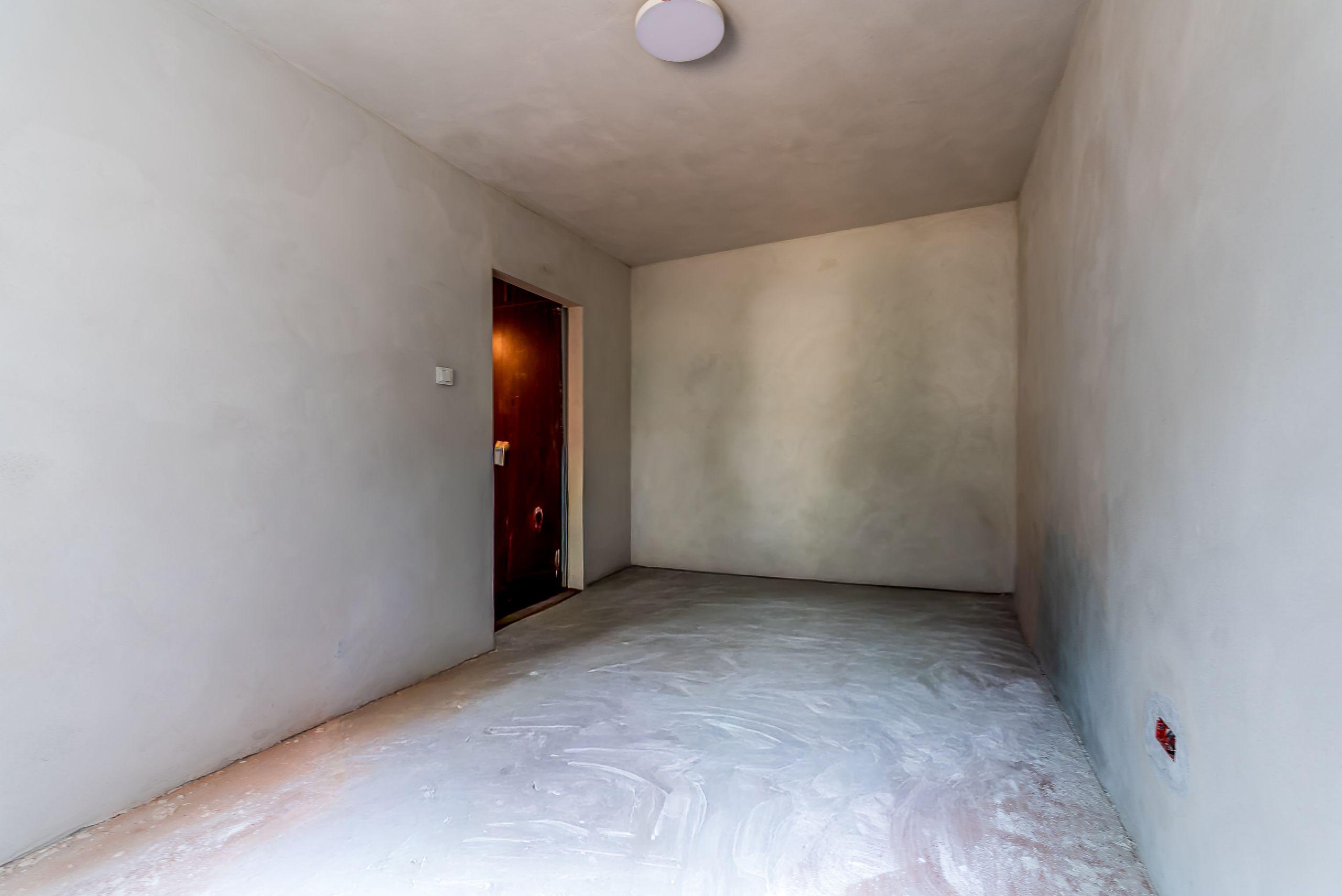 Apartament cu 2 camere semifinisat la etajul 1 in Micalaca Comision 0 - 7
