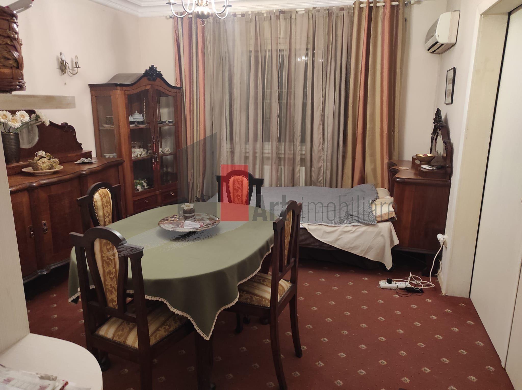 3 Camere Universitate - 7