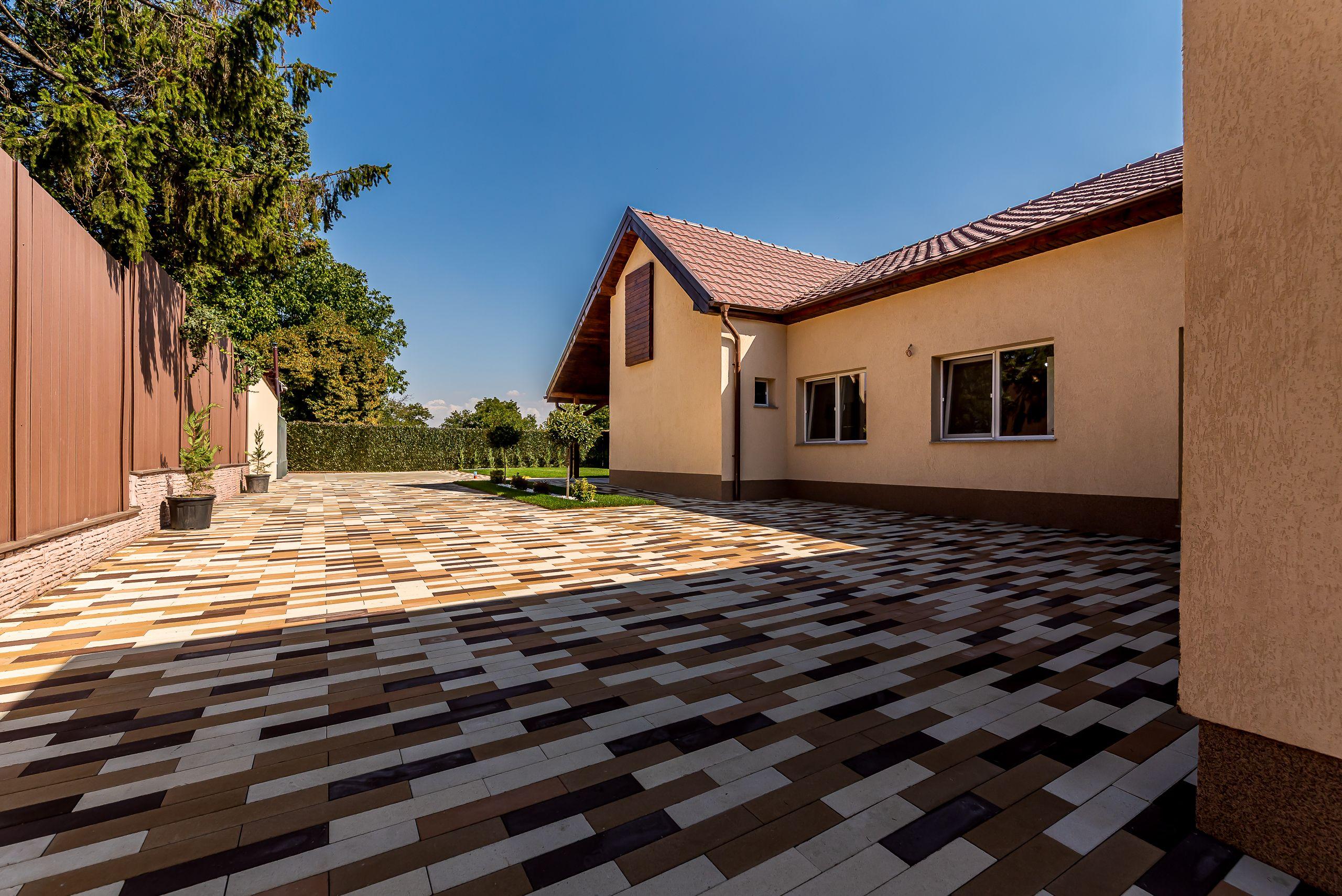 Casă gata de mutat în Aradul Nou, renovată complet (2026) - 2