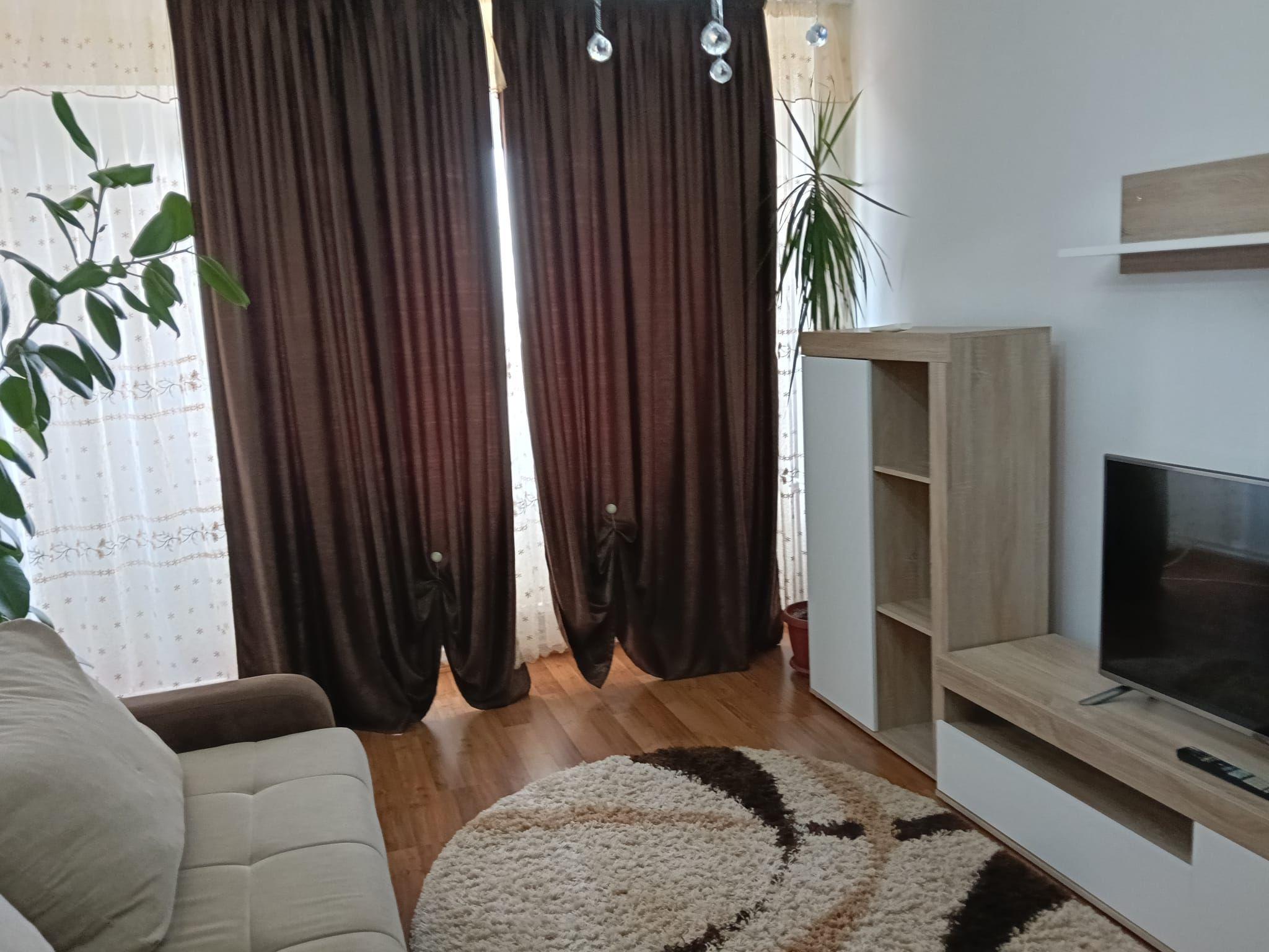 De inchiriat apartament spatios cu vedere la Dunare , etaj 5, 500 euro - 6