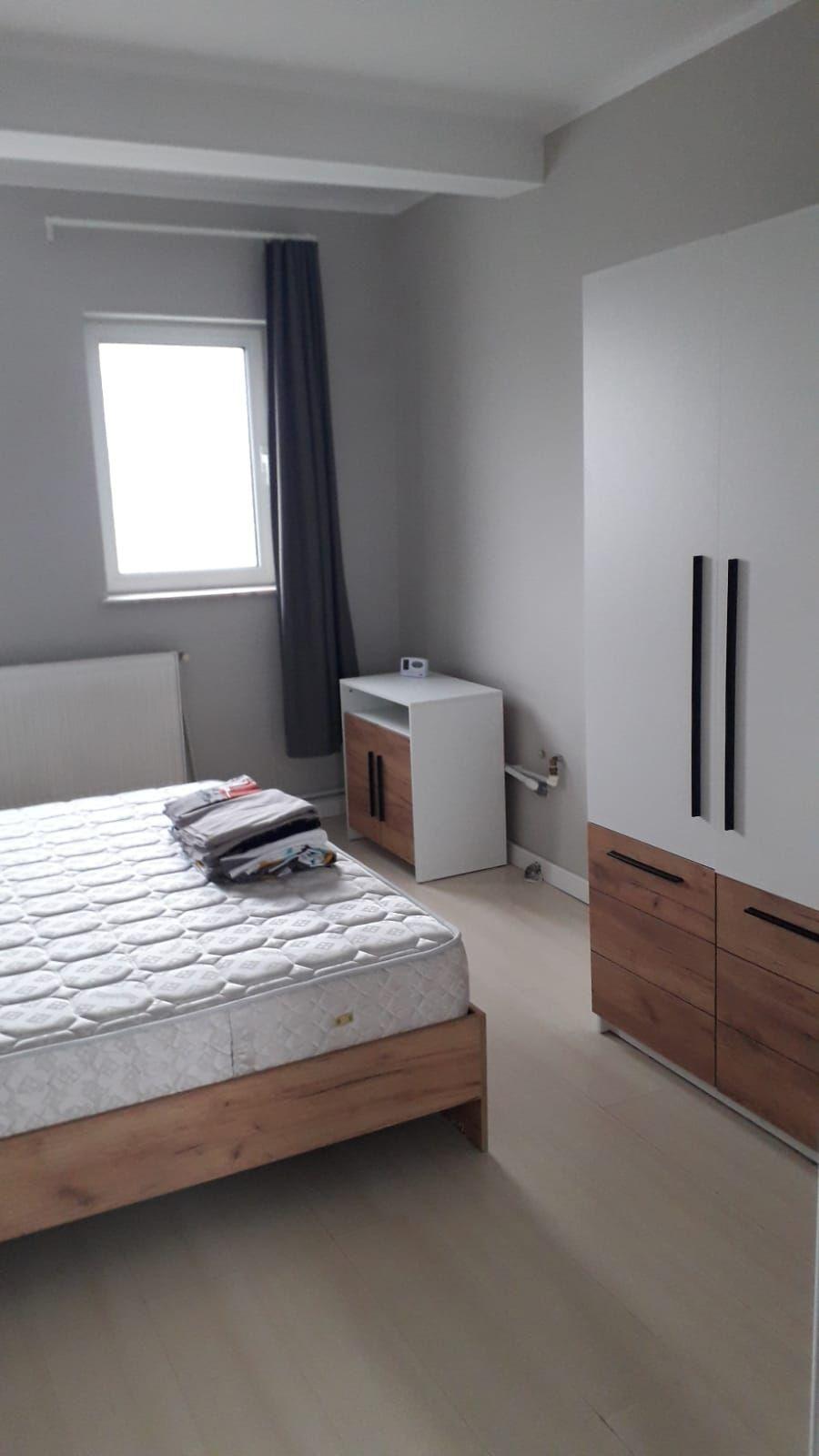 De inchiriat 2 apartamente cu 2 camere, etaj 1/2, strada Domneasca, 500 E - 13