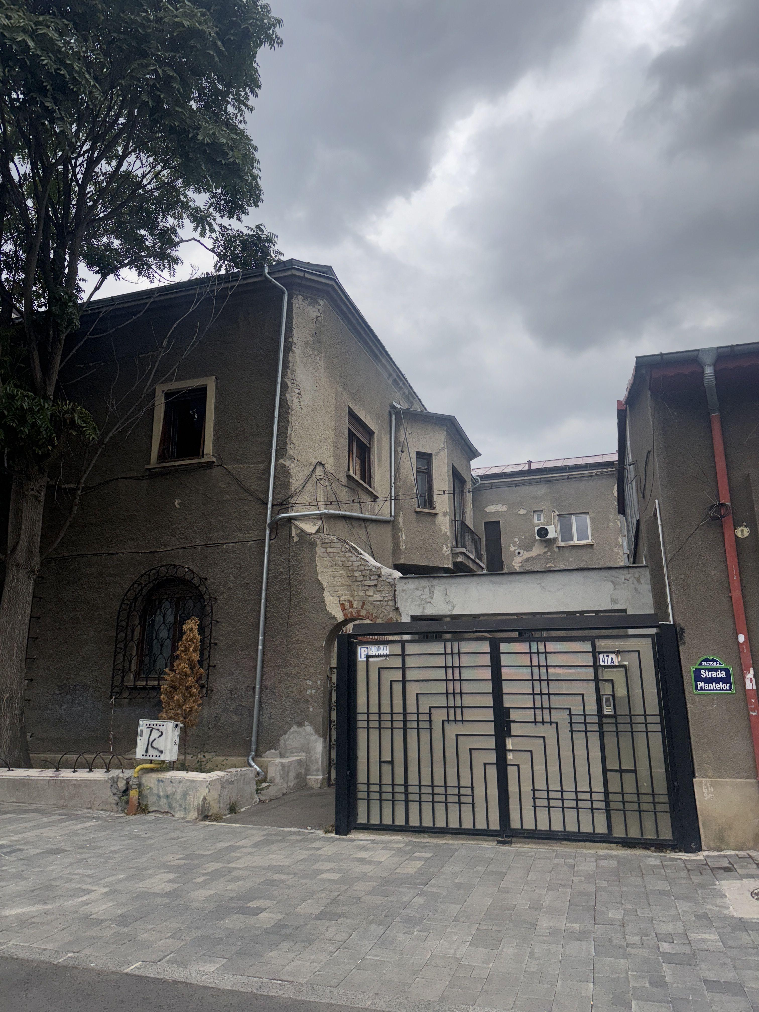 Casa-Curte proprie | Plantelor | - 21