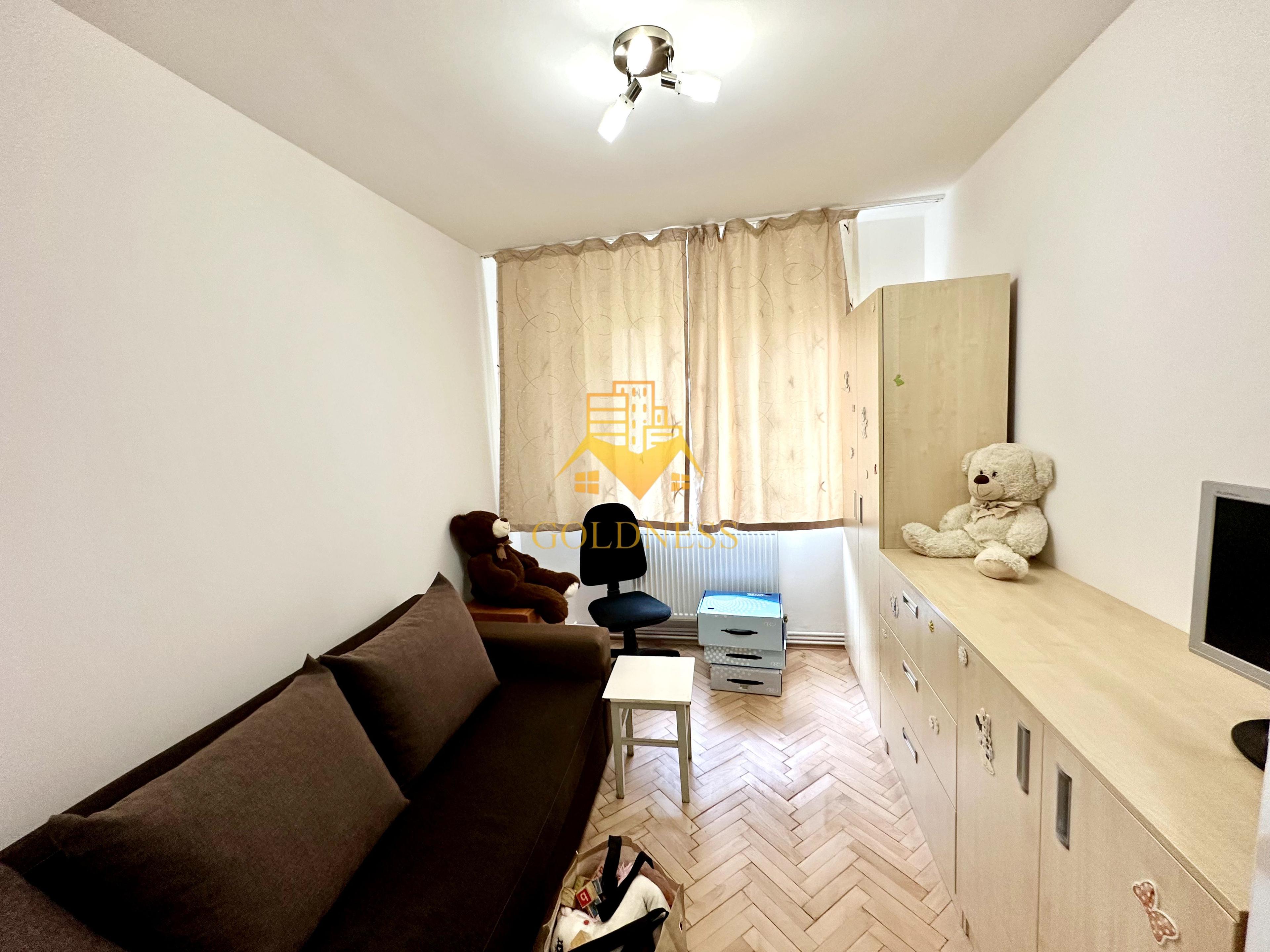 3 camere, Manastur, Primăverii, Izlazului, Frunzișului, BIG, MC, Dacia - 3