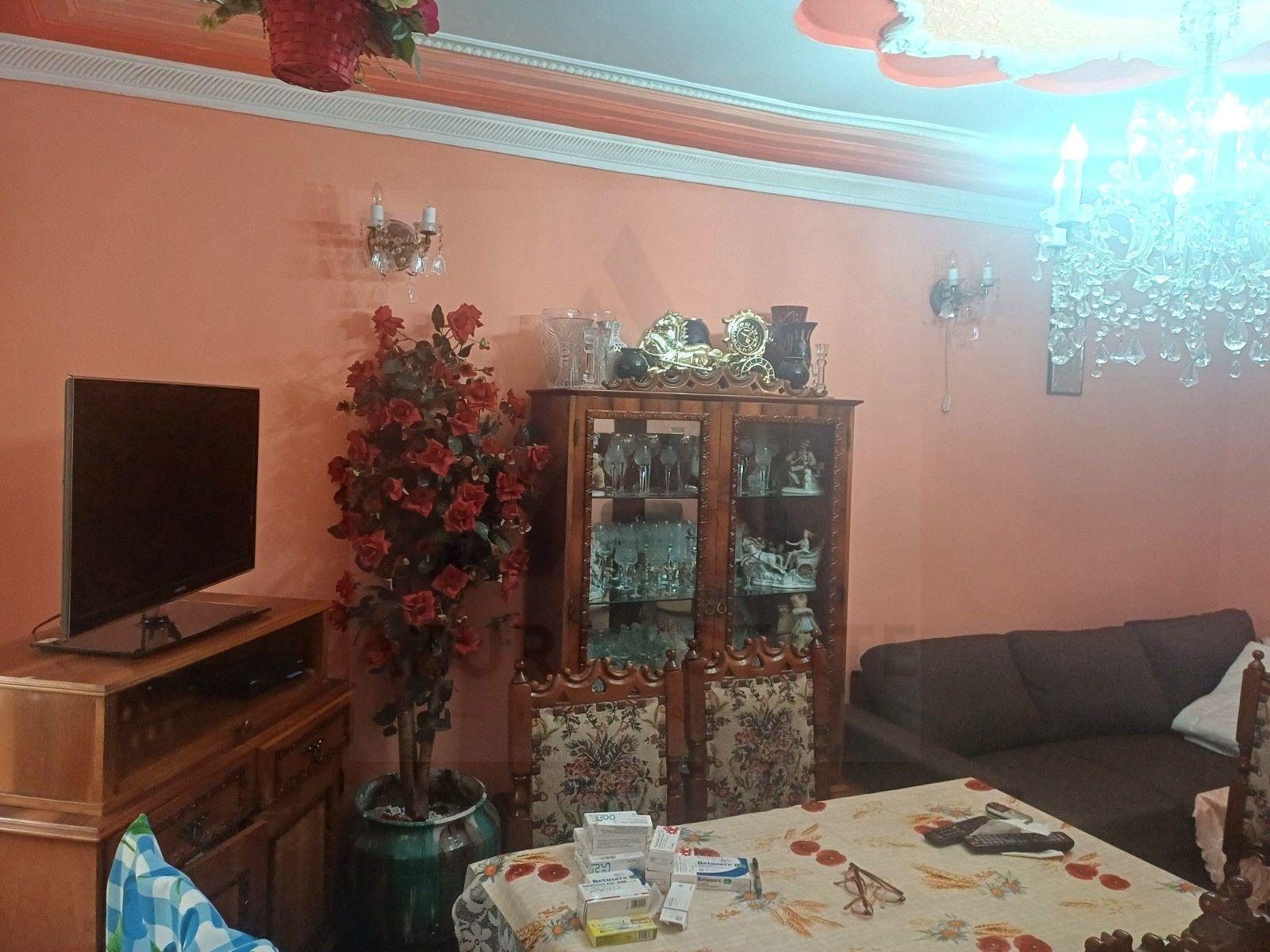 Apartament 4 camere 85 mp utili etaj 1 si pivnita in zona Vasile Aron - 3