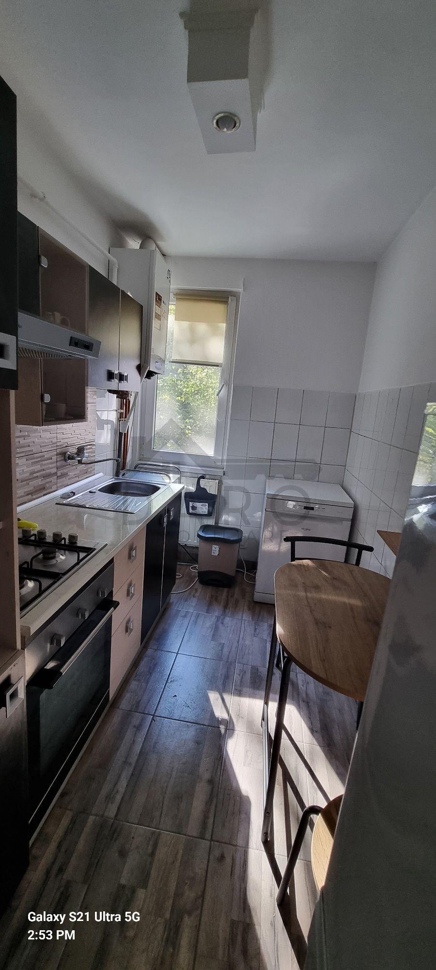 Inchiriere apartament 3 camere 7 noiembrie.For rent 2 bedrooms,1 living room,2 bathrooms apartment near UMFST - 2