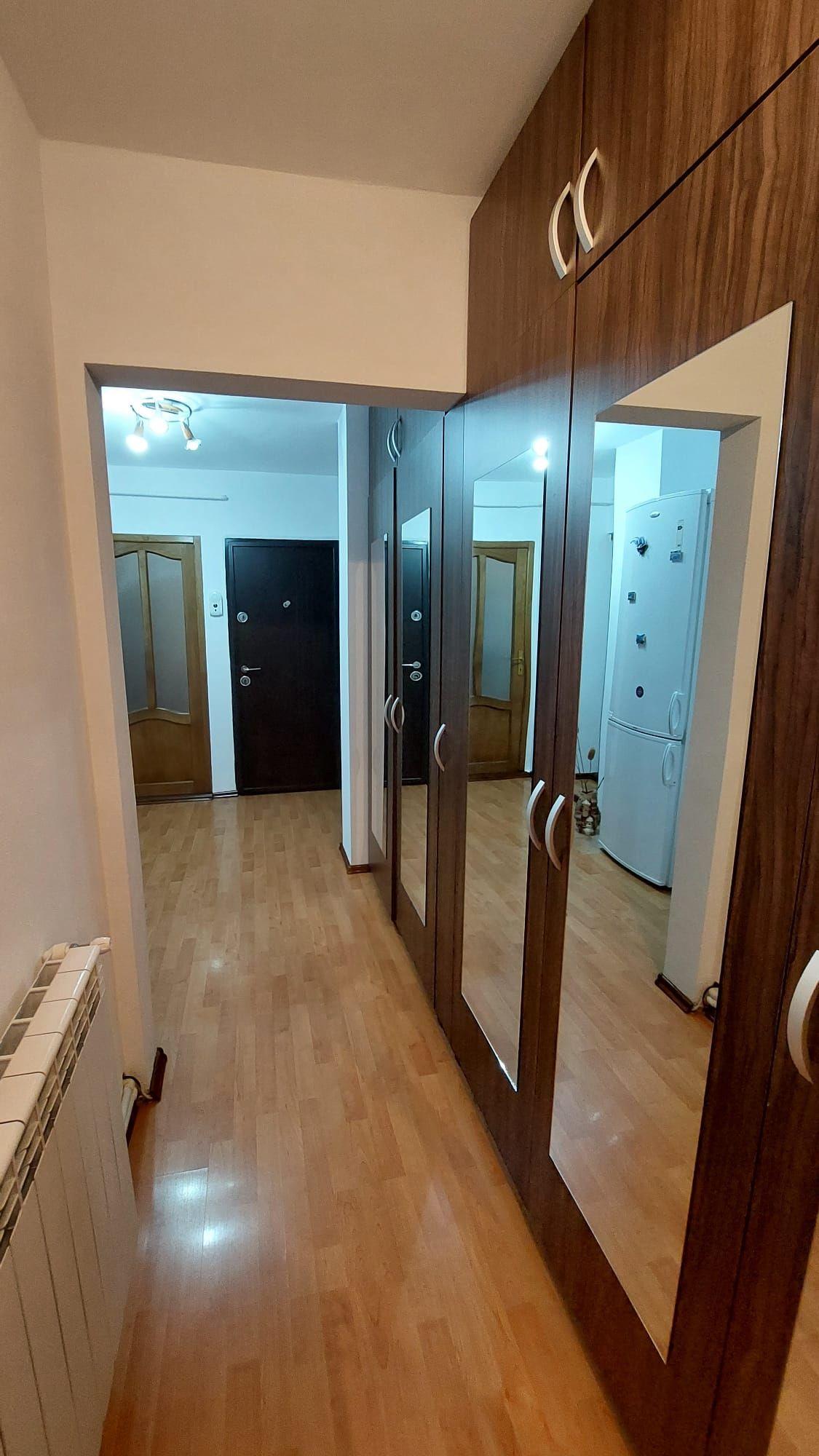 De închiriat apartament cu 3 camere, etaj 1, Siderurgistilor, 400 euro - 9