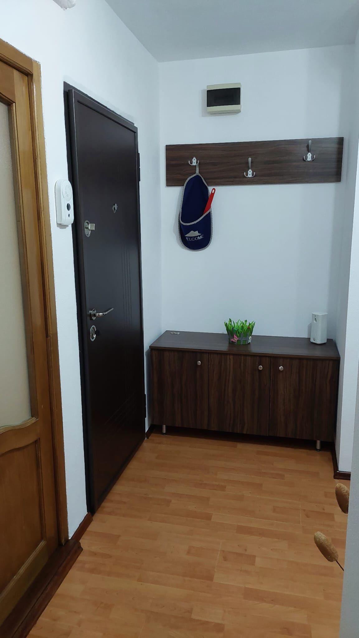 De închiriat apartament cu 3 camere, etaj 1, Siderurgistilor, 400 euro - 11